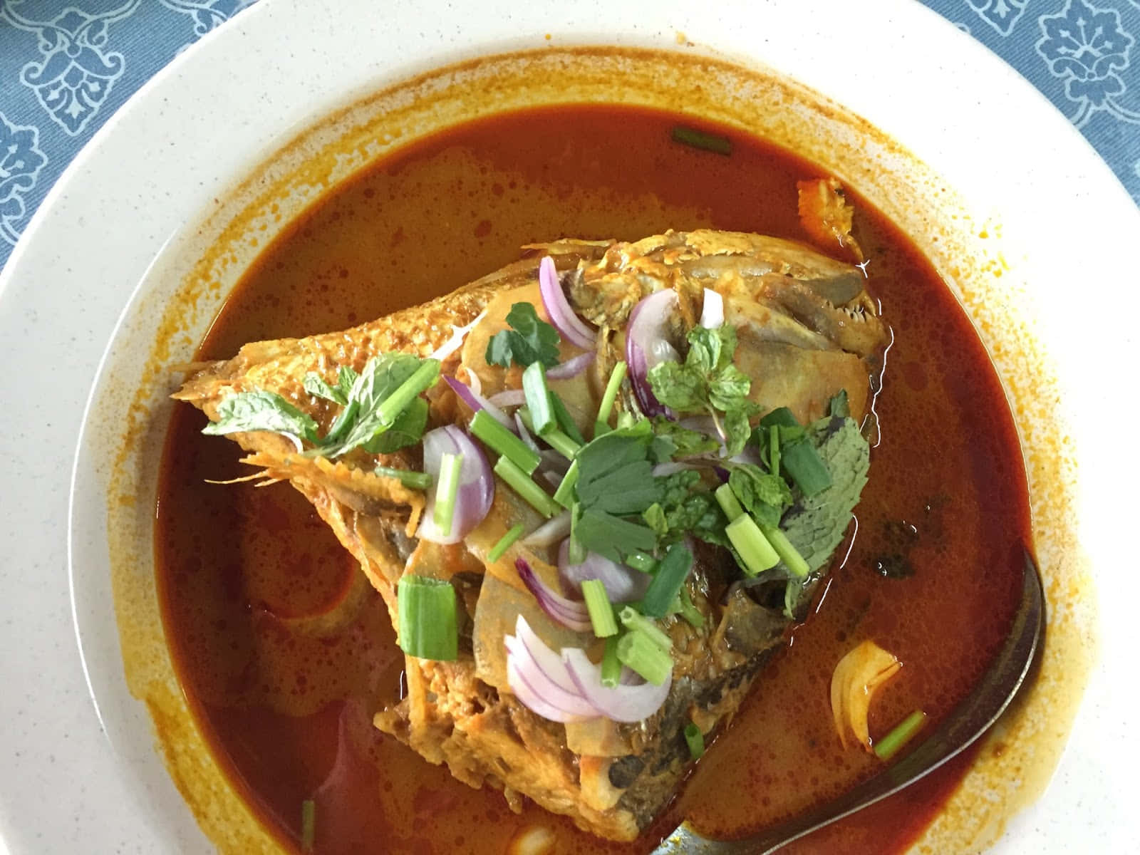 Fish Head Curry, steaming bowl, rich red fish curry, HD Desktop Wallpaper