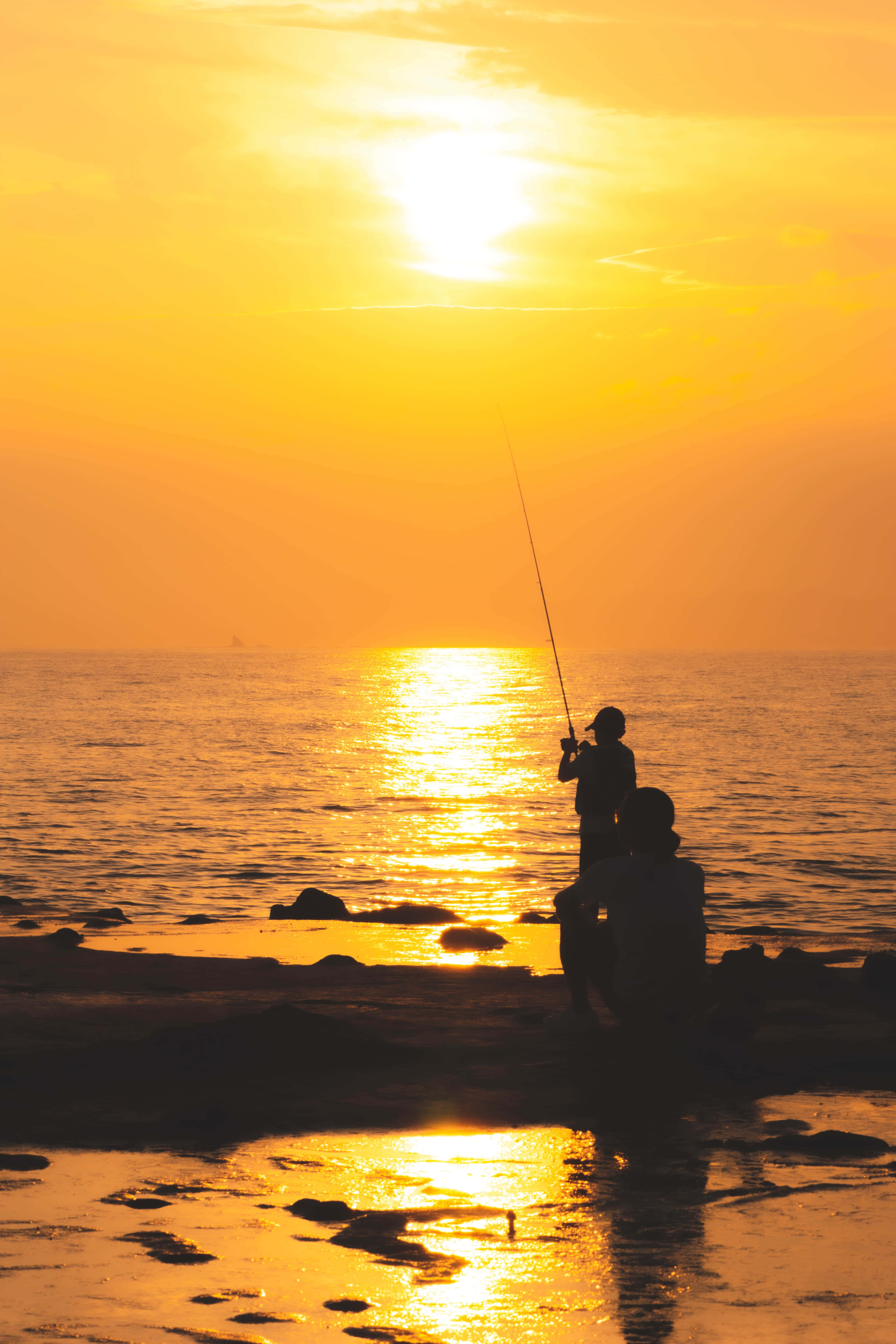 Fishing Phone, sunset, golden light, 5K Phone Wallpaper