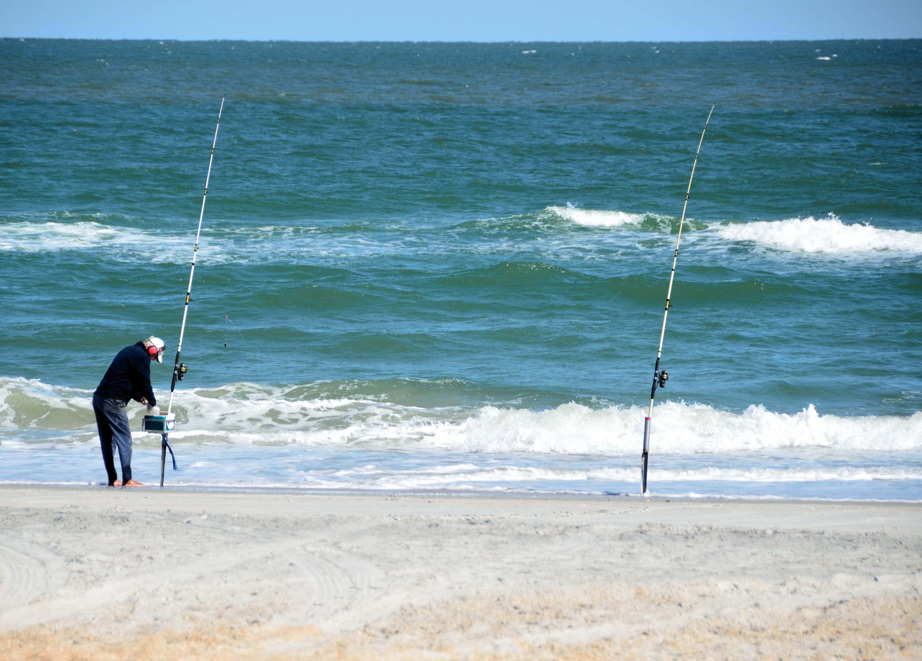 fishing rod, sandy beach, surf, 4K Desktop Wallpaper