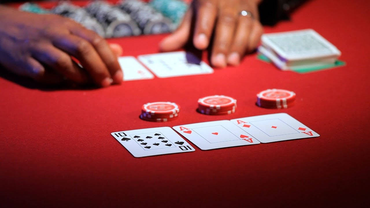 Five-Card Draw, red felt table, red poker chips, HD Desktop Wallpaper