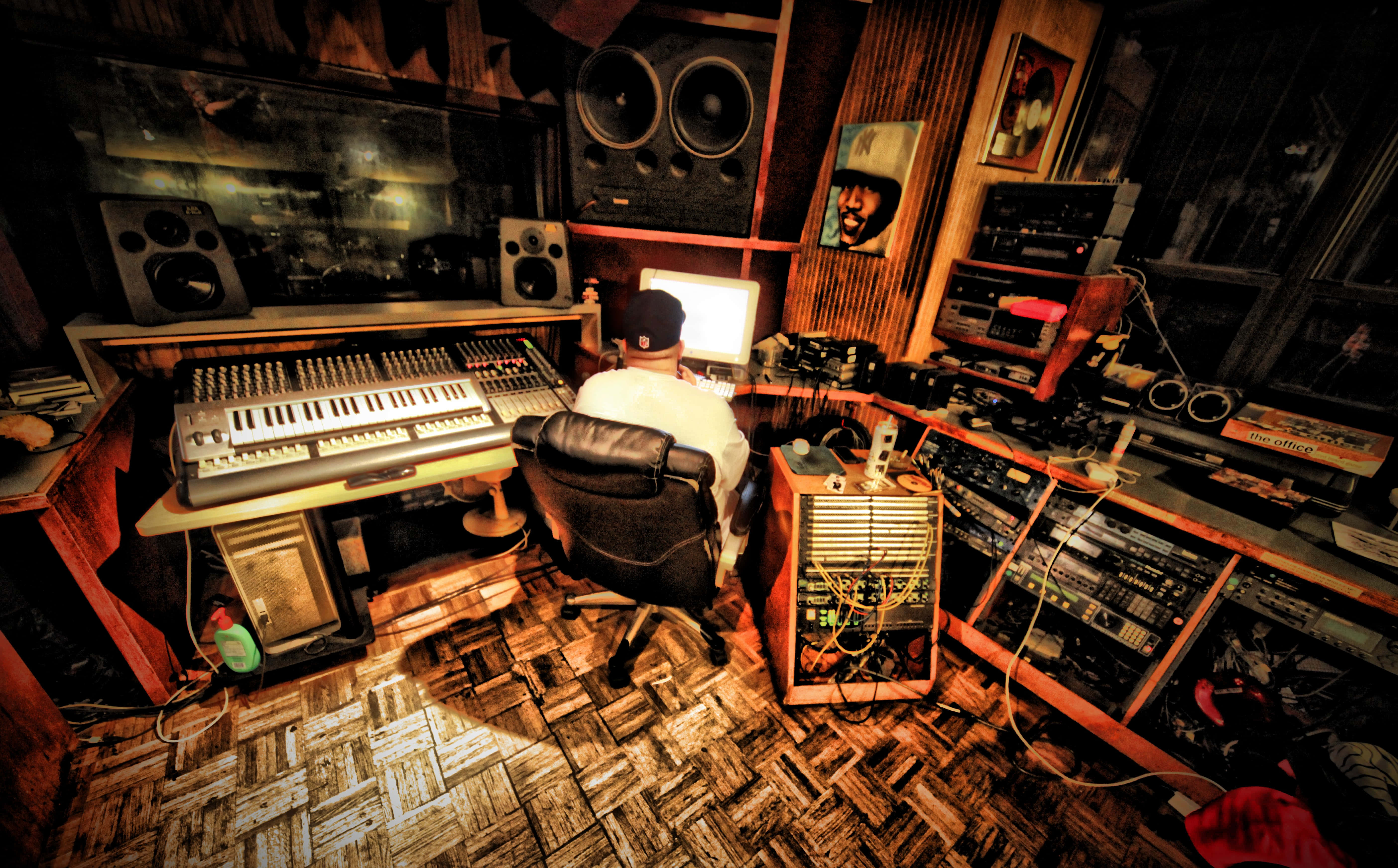 Fl Studio, vintage audio gear, glowing screens, 5K Desktop Wallpaper