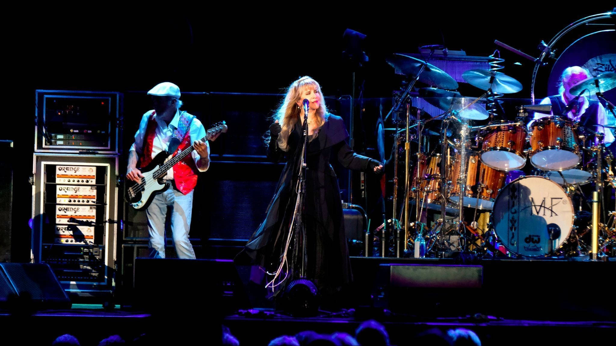 Fleetwood Mac, black coat, bassist, Full HD Desktop Wallpaper