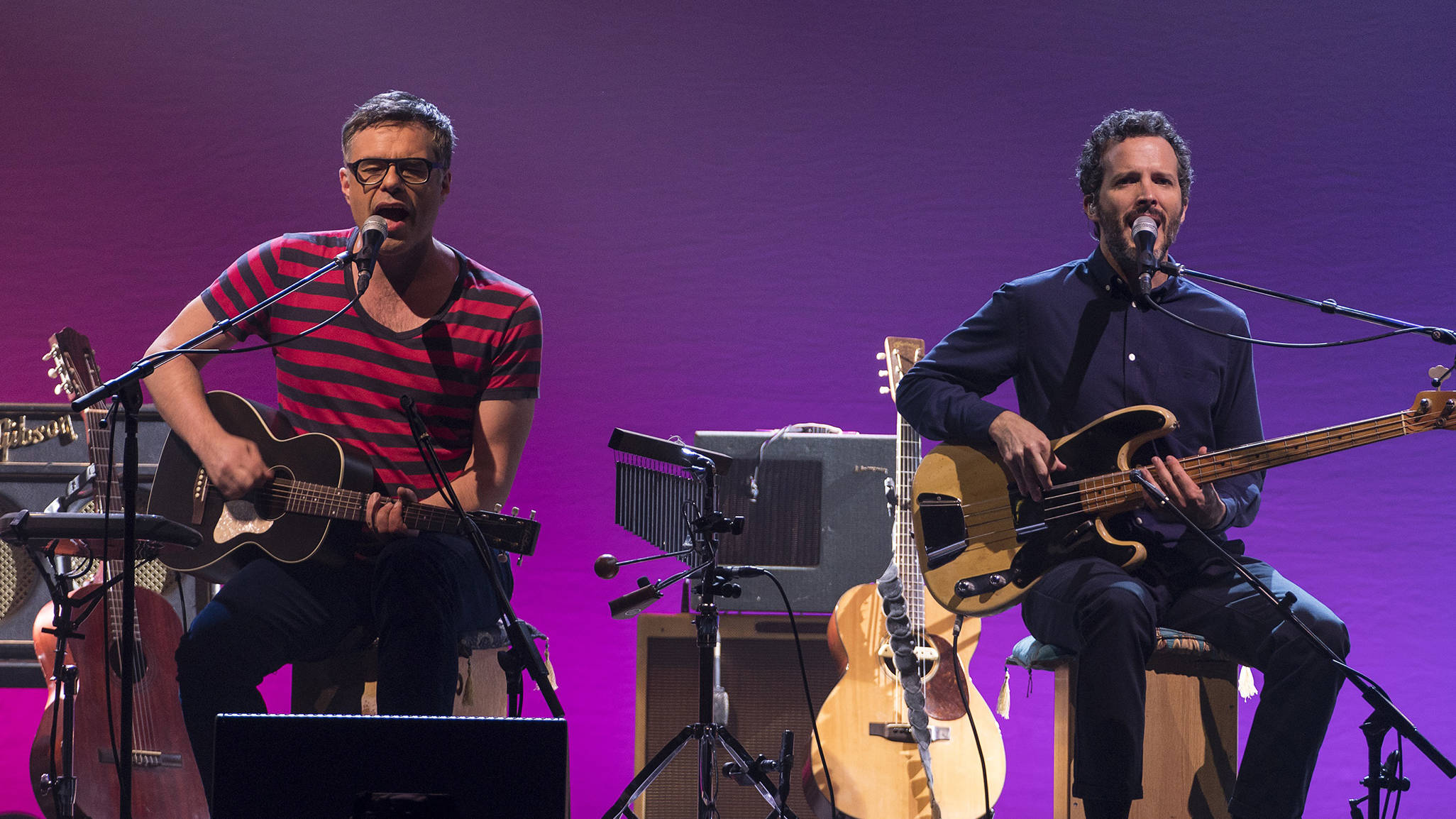 Flight Of The Conchords, stage, guitars, Full HD Desktop Wallpaper