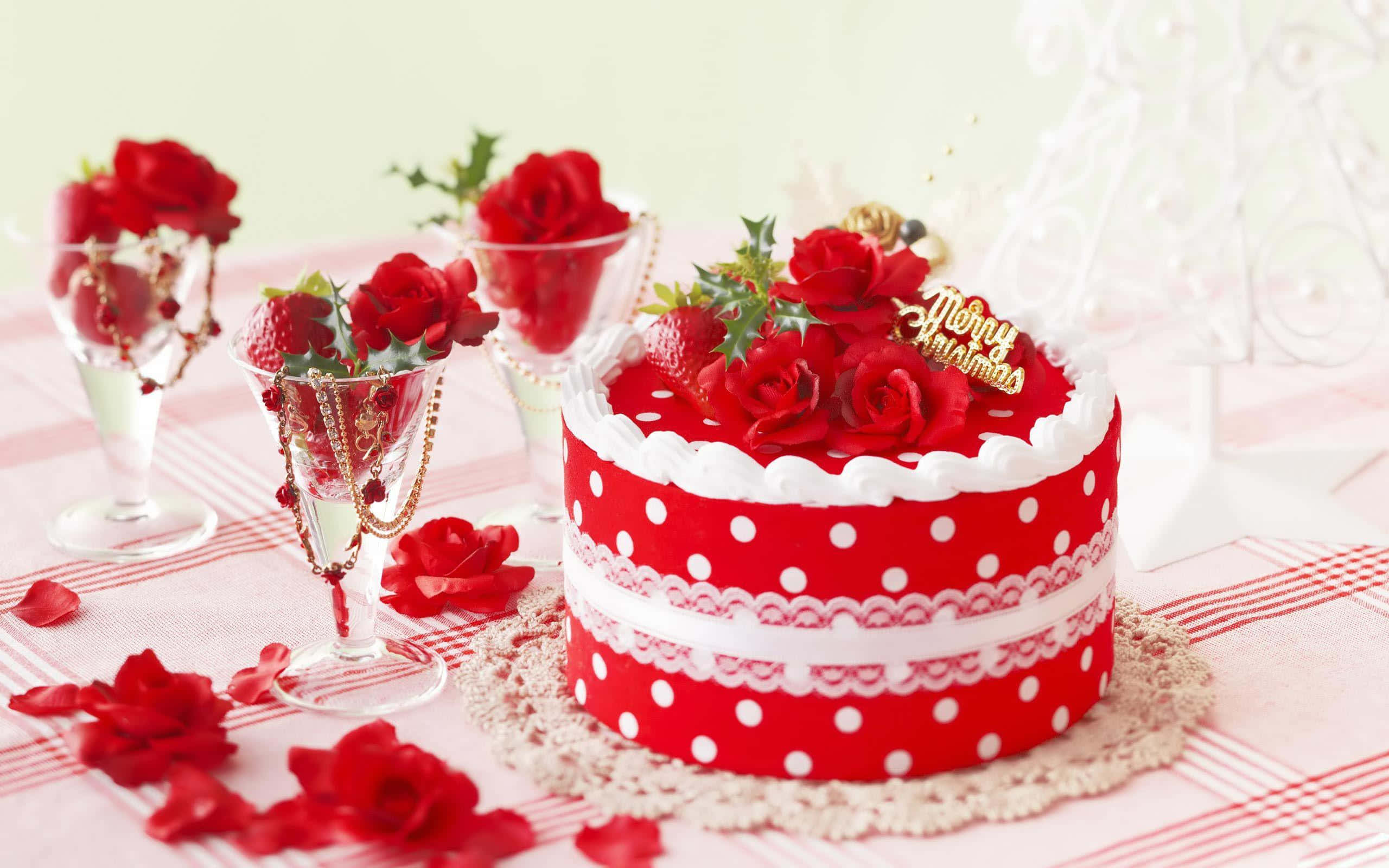 floral cake, red polka-dot cake, fresh roses, 2K Desktop Wallpaper