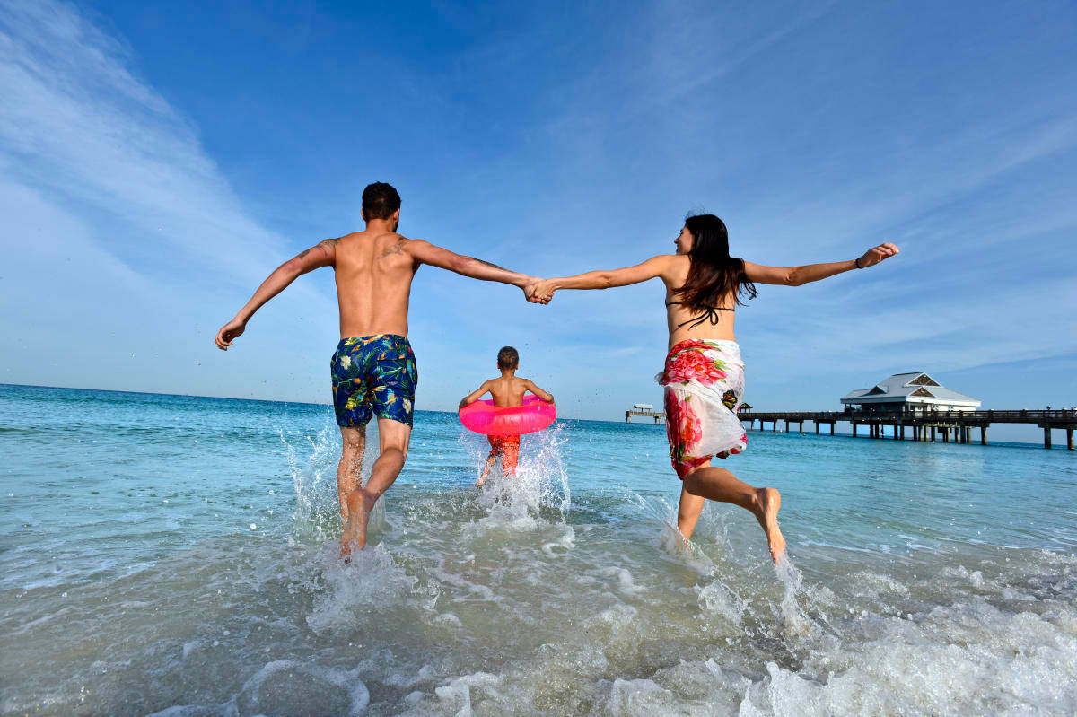 Florida Family Trip, turquoise ocean water, clear blue sky, SD Desktop Wallpaper