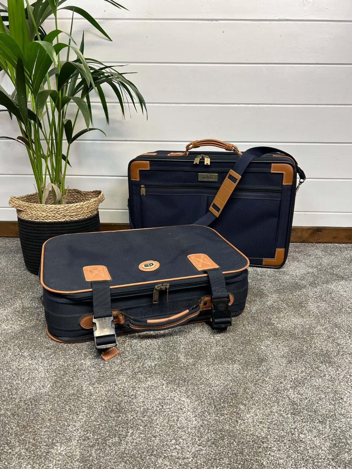 navy blue travel suitcases, tan leather accents, gray carpet, HD Phone Wallpaper