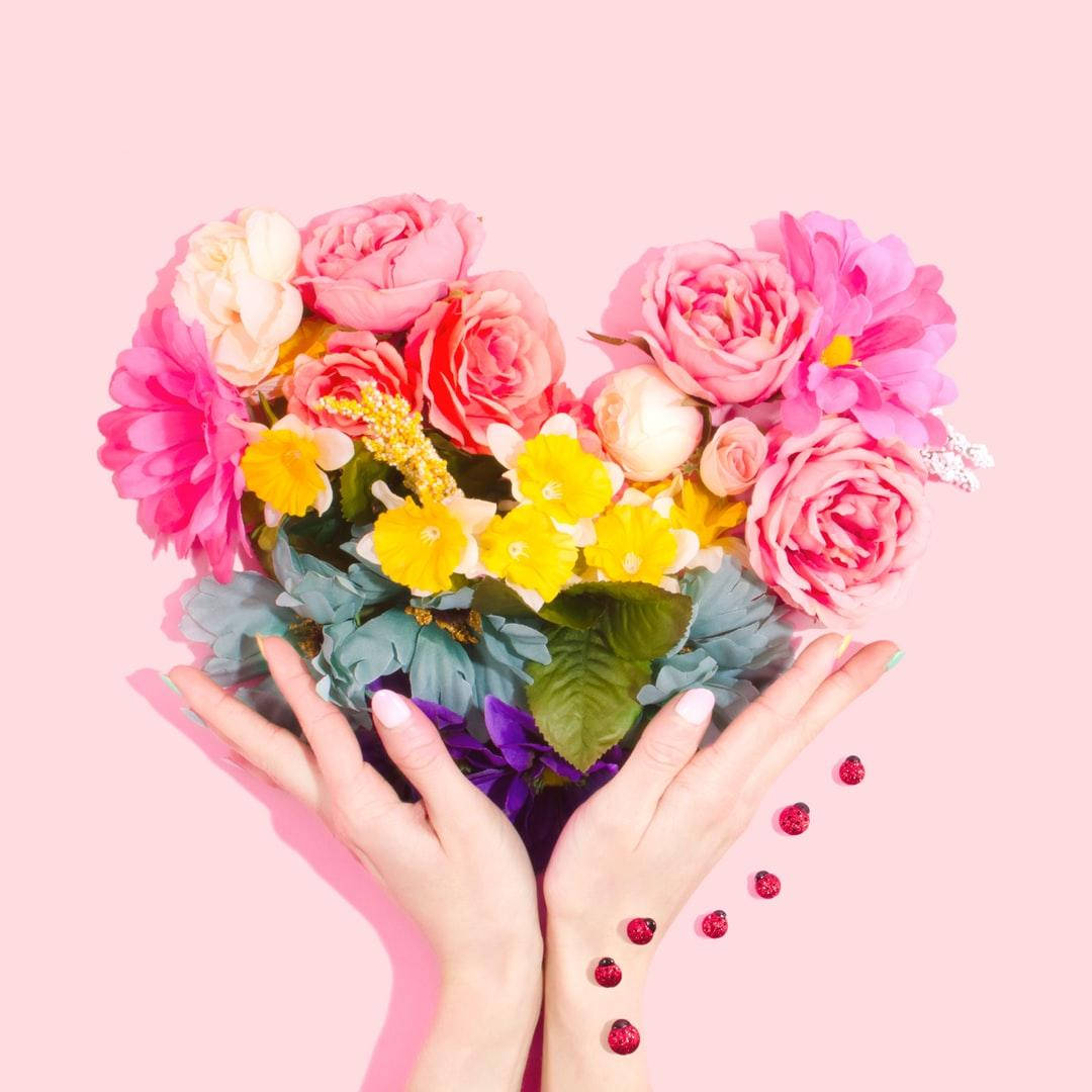 peony heart bouquet, pink roses, yellow daisies, SD Desktop Wallpaper