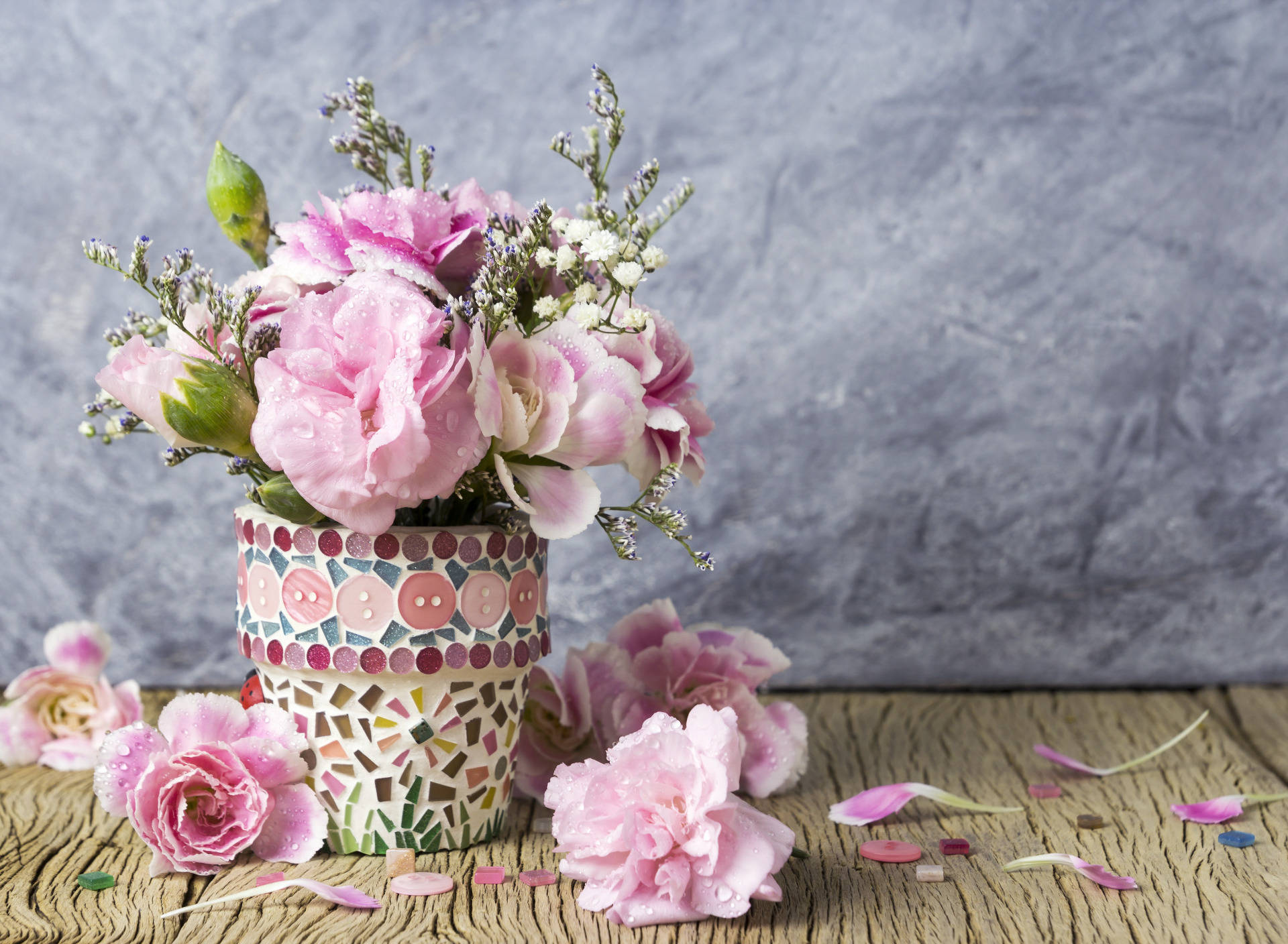 pretty pink flower bouquet, crystal vase, pink carnations, Full HD Desktop Wallpaper