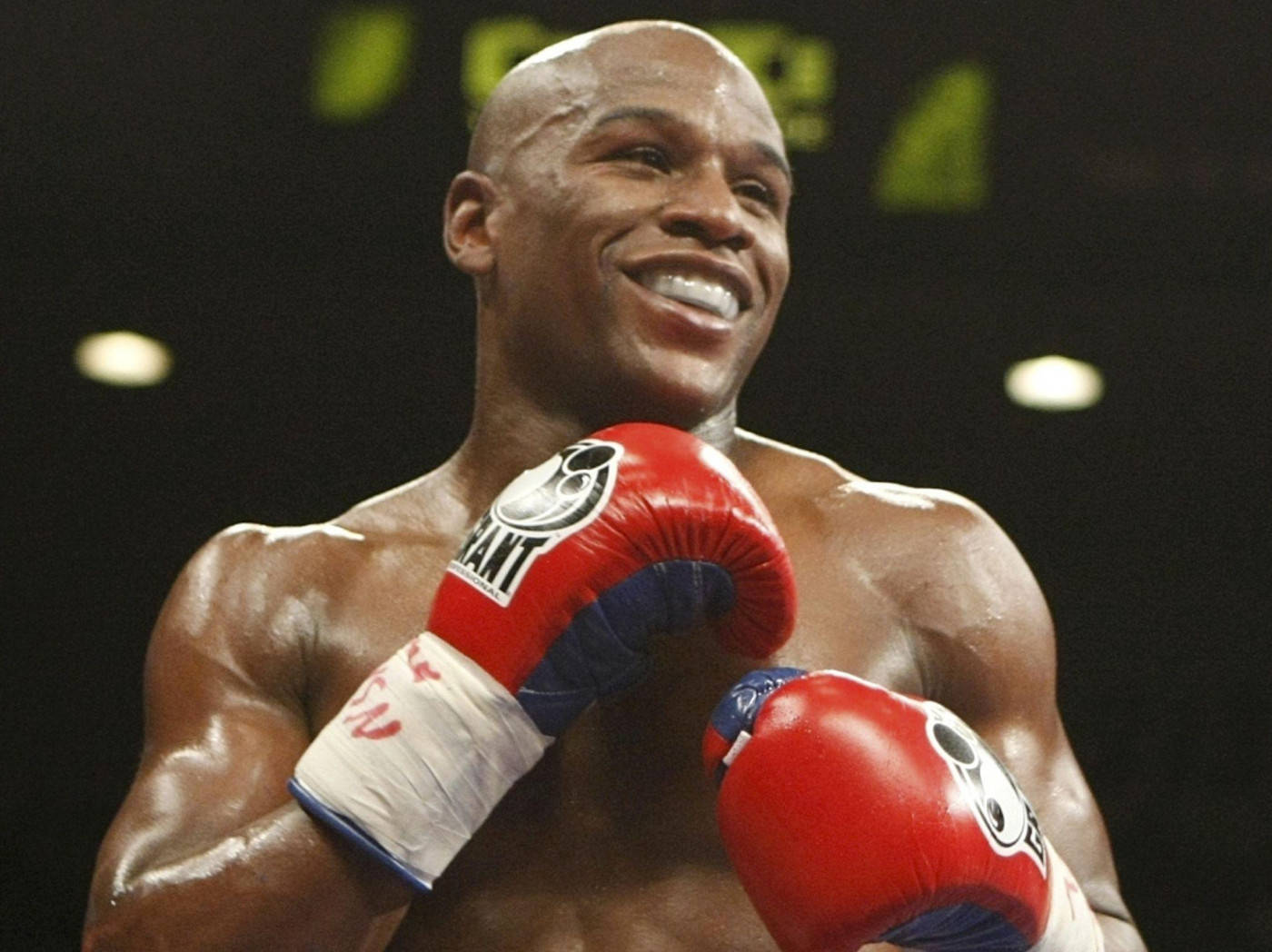 Floyd Mayweather, red boxing gloves, blue gloves, HD Desktop Wallpaper