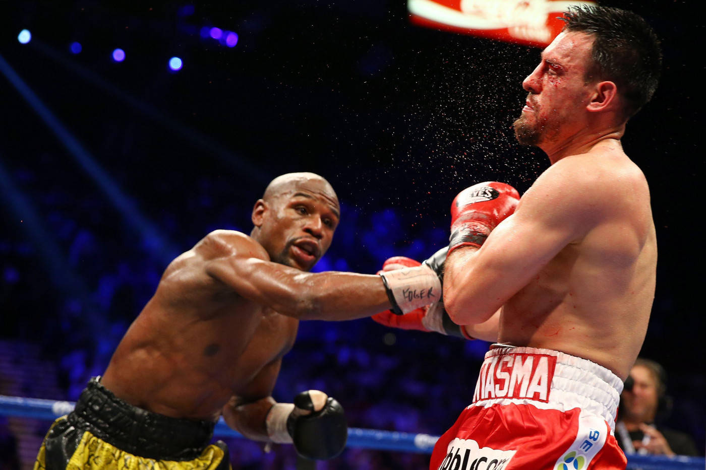 Floyd Mayweather, boxing ring, powerful punch, HD Desktop Wallpaper