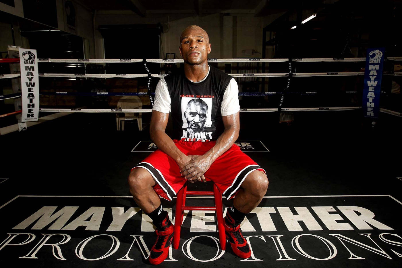Floyd Mayweather, red stool, branded boxing ring, HD Desktop Wallpaper
