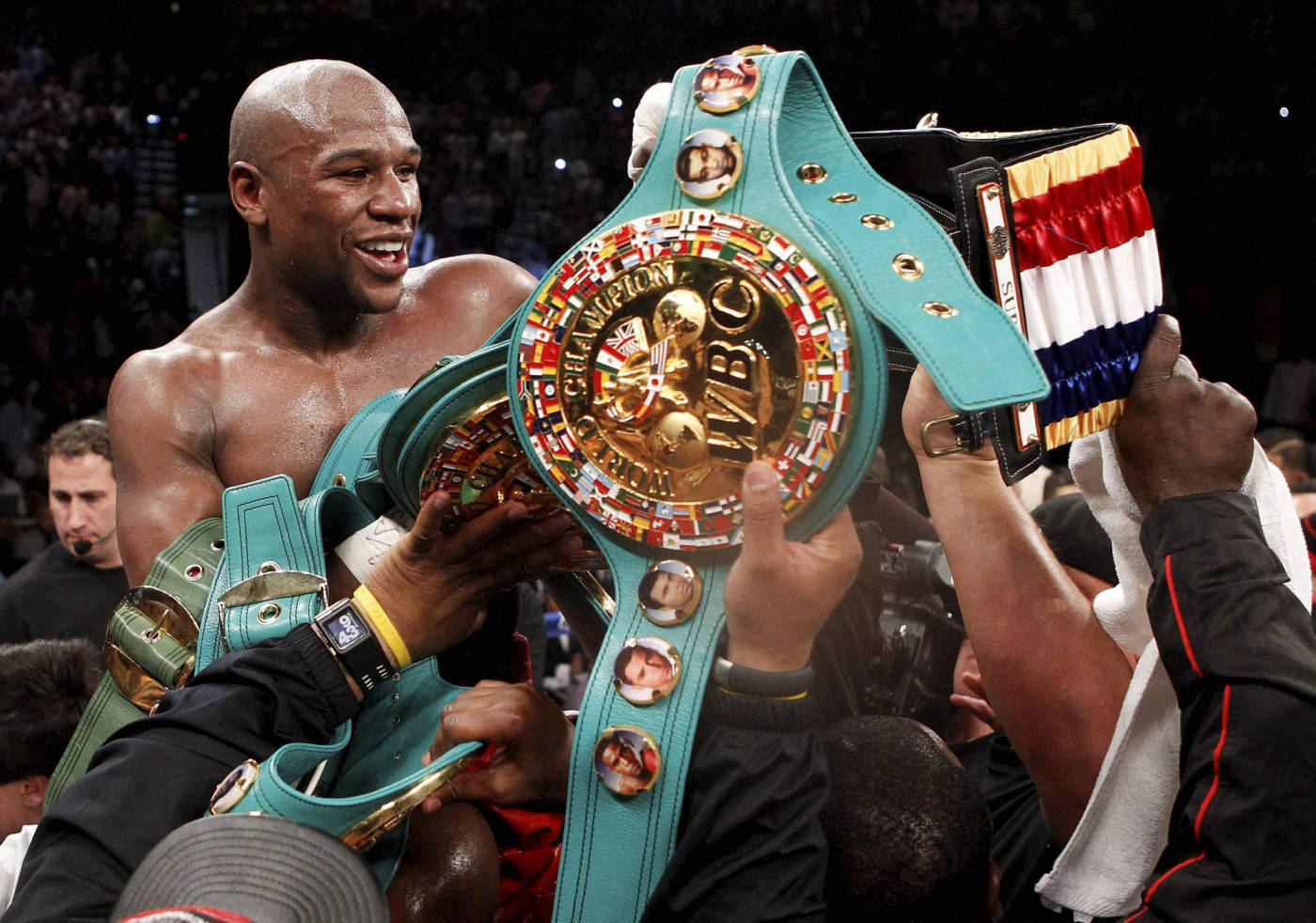 Floyd Mayweather, teal WBC championship belt, packed arena, HD Desktop Wallpaper