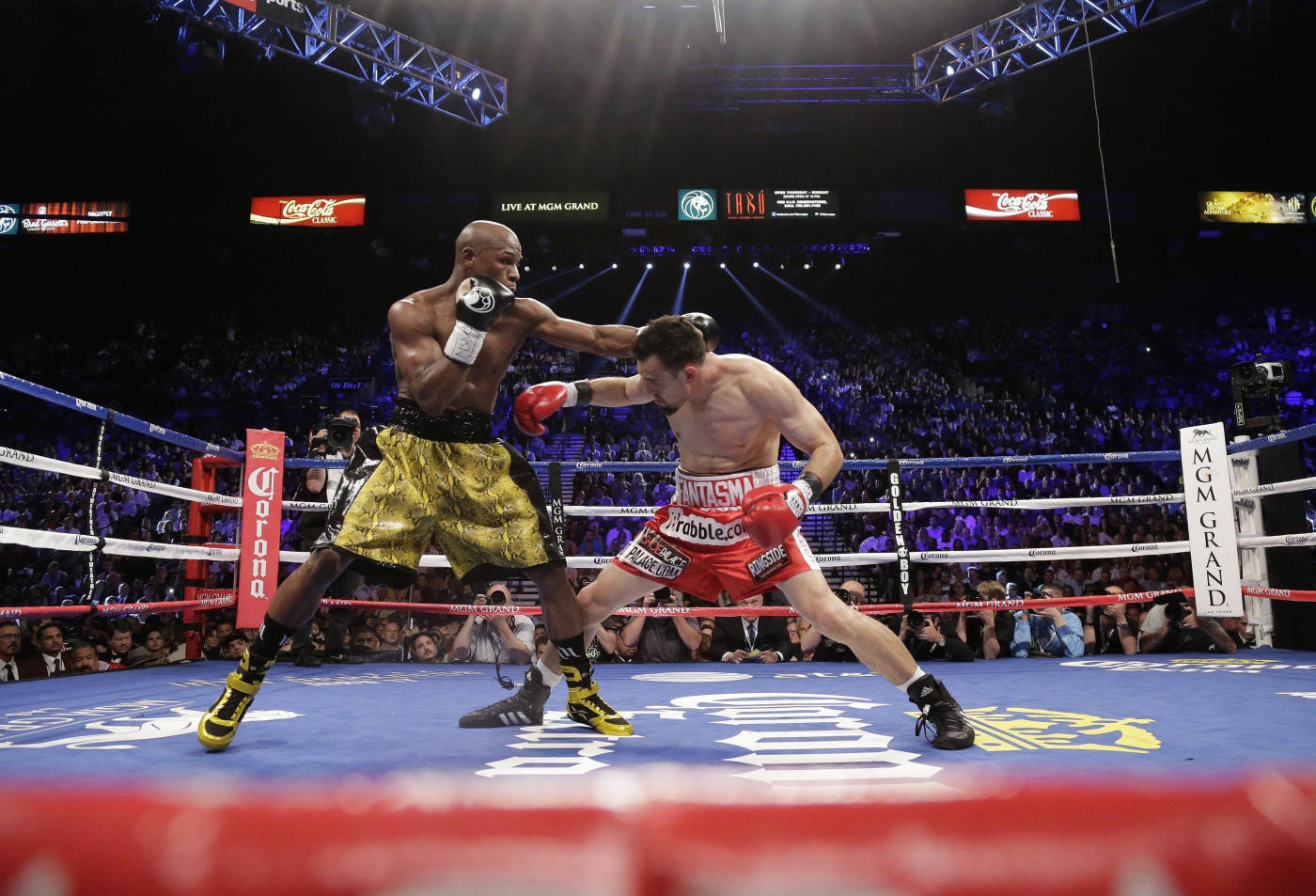 Floyd Mayweather, ring, arena lights, HD Desktop Wallpaper