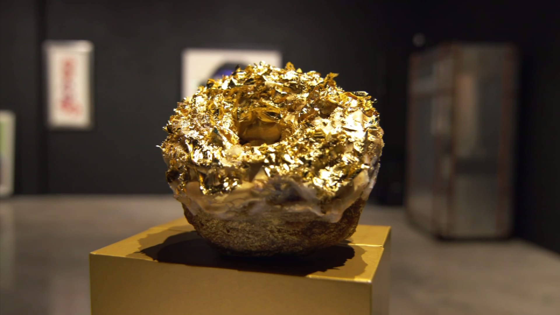 gold foil donut, shimmering gold leaf, golden pedestal, Full HD Desktop Wallpaper