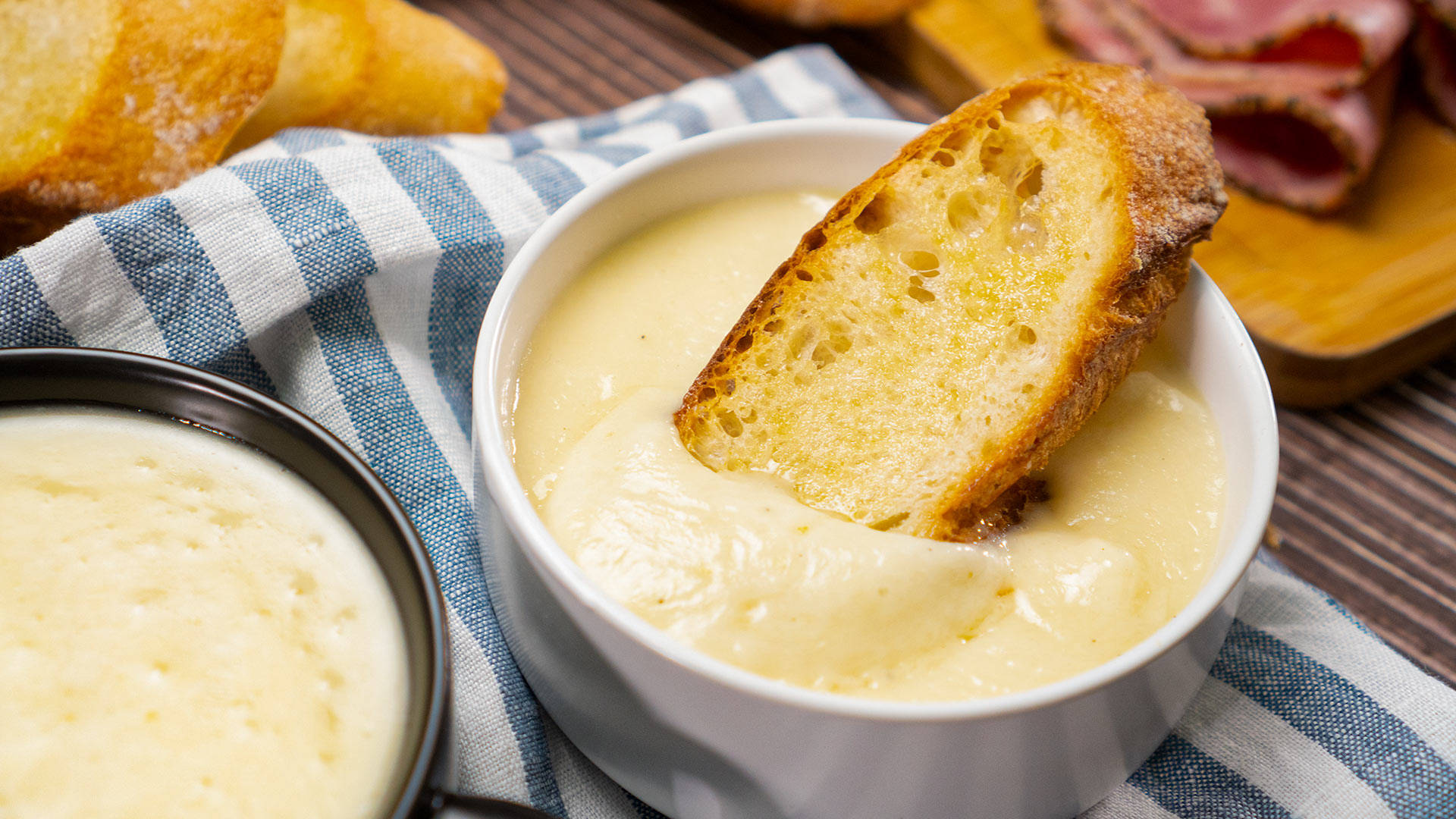 fondue butter bread, creamy cheese dip, crusty bread slice, Full HD Desktop Wallpaper