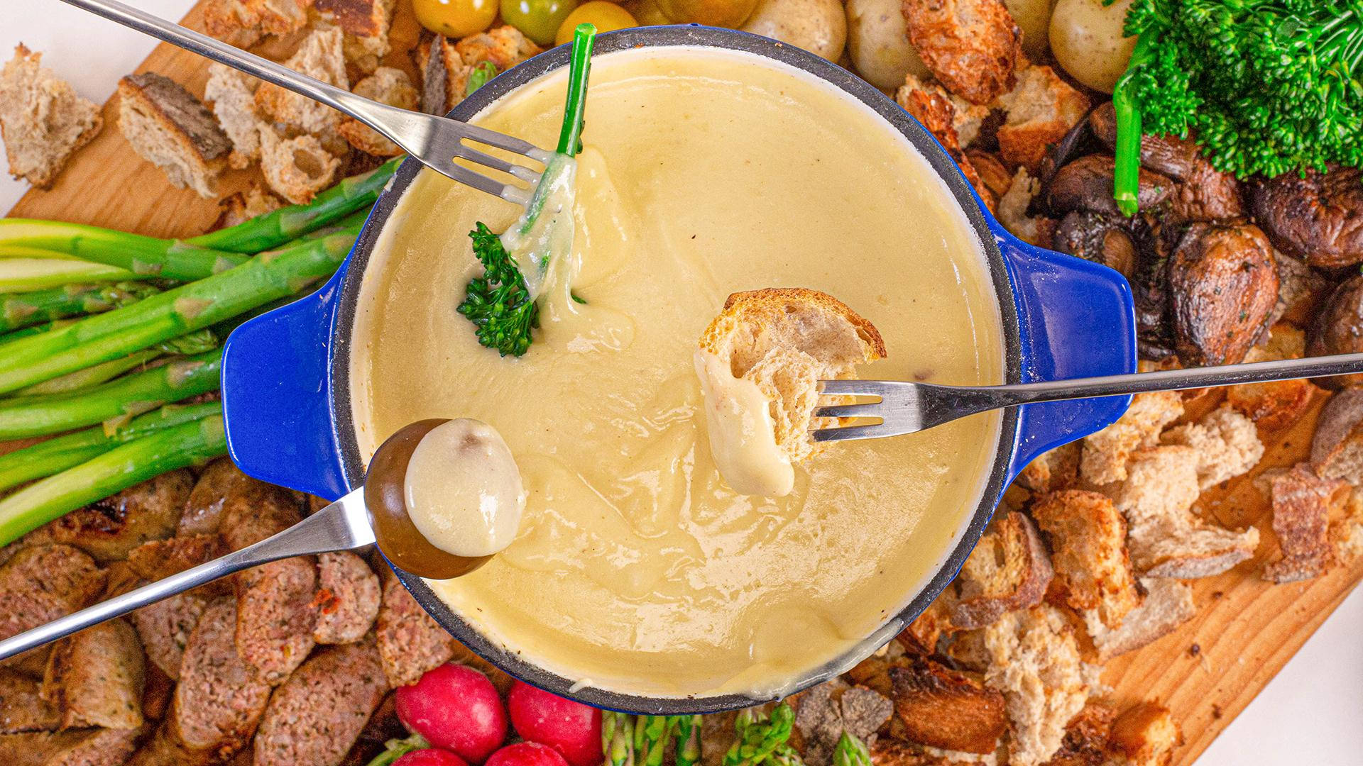 blue pot, cheese fondue, bread croutons, Full HD Desktop Wallpaper