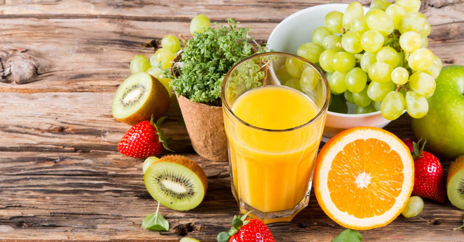 vibrant orange juice, strawberries, kiwis, Full HD Desktop Wallpaper