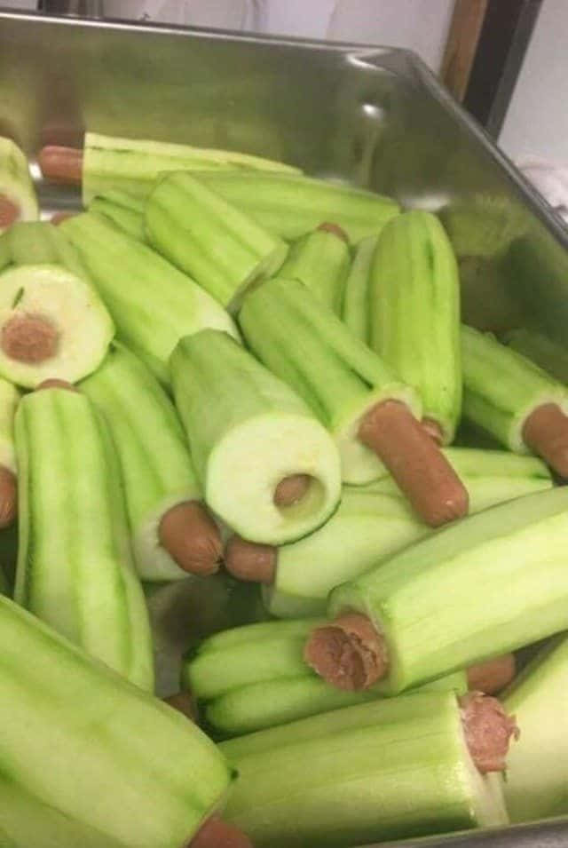 metal tray, green okra pods, hollowed out, SD Phone Wallpaper