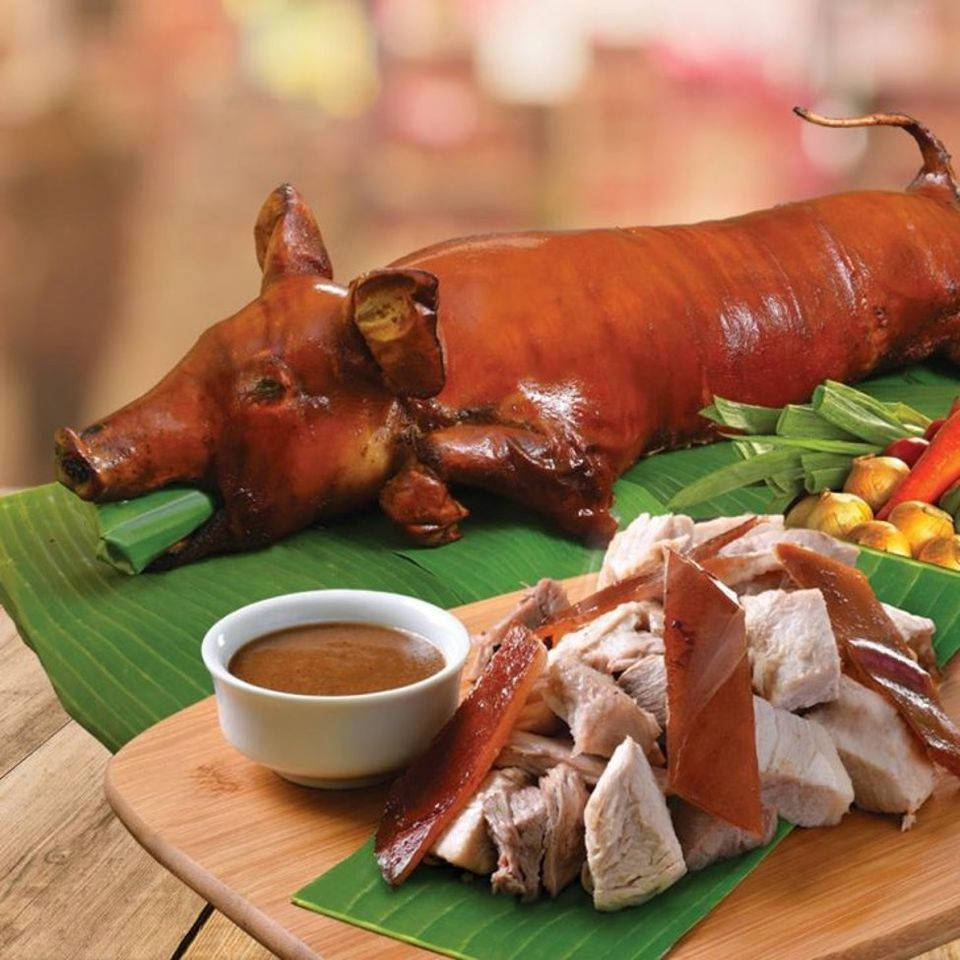 lechon, crispy golden skin, banana leaf, SD Desktop Wallpaper