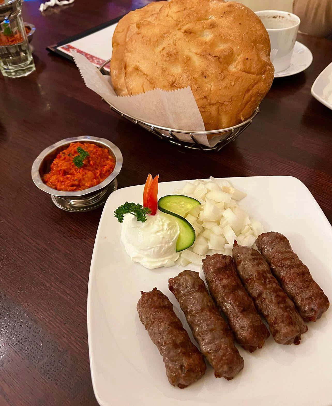 cevapi sausages, whole pita bread, yogurt cucumber onion garnish, HD Phone Wallpaper