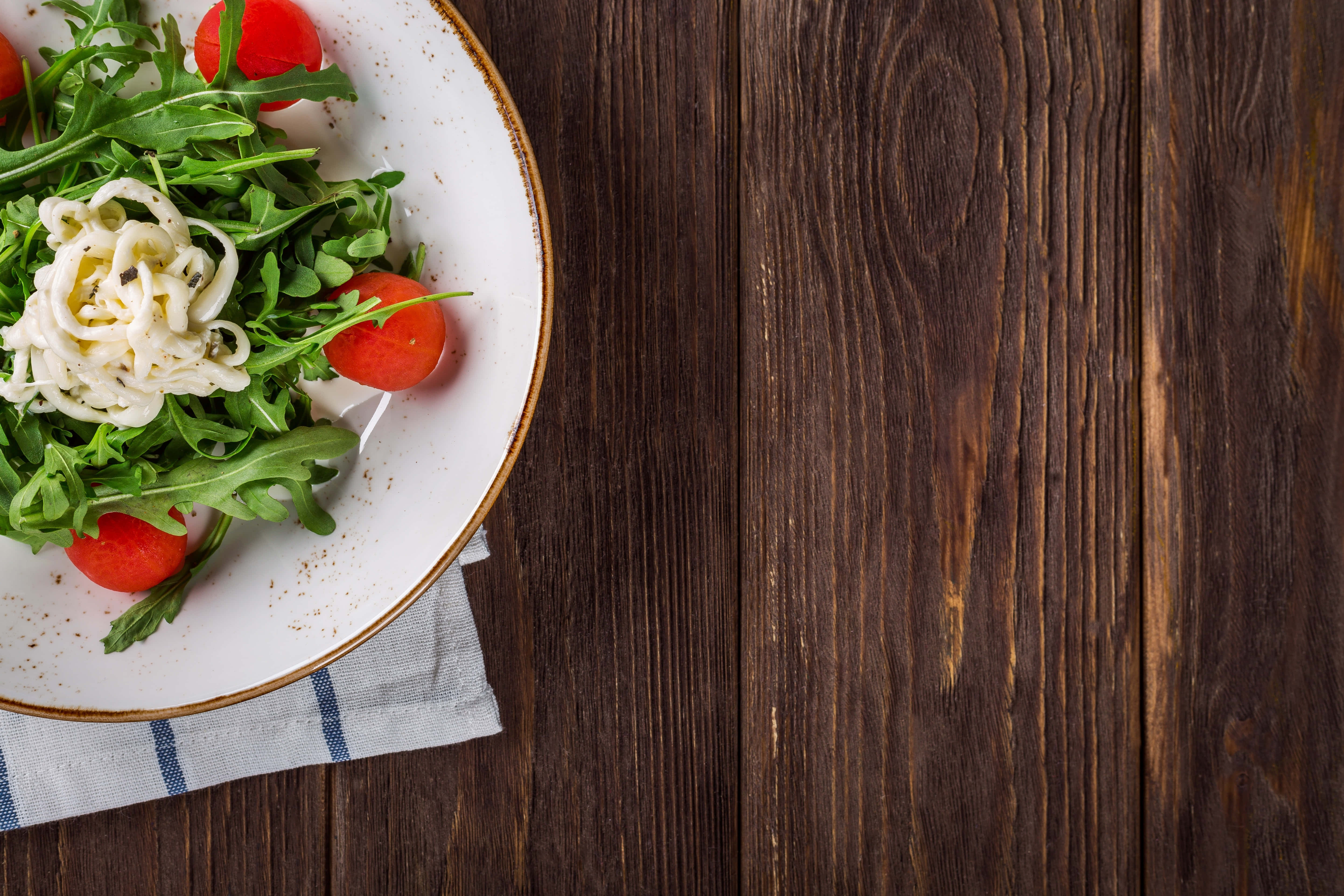 arugula salad, cherry tomatoes, mozzarella, 5K Desktop Wallpaper