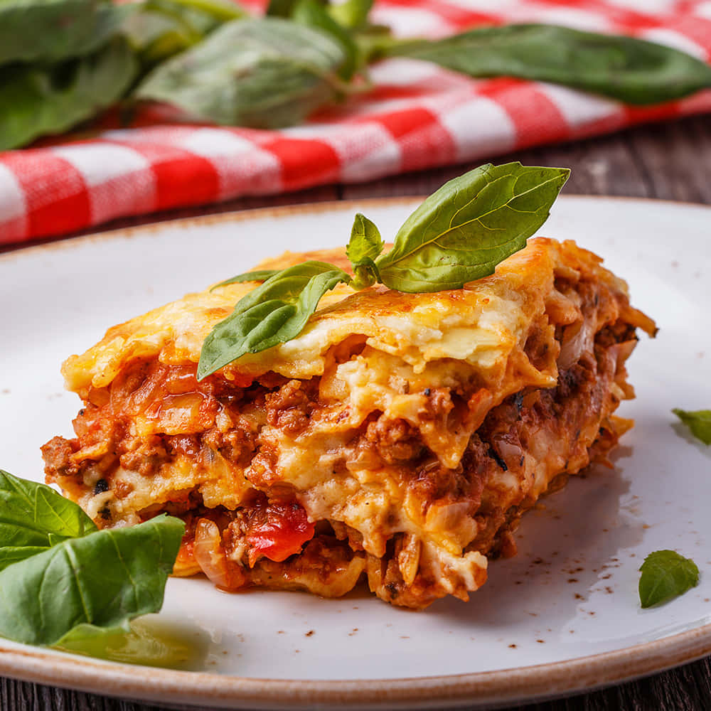 lasagna alla bolognese, melted cheese, fresh basil, SD Desktop Wallpaper