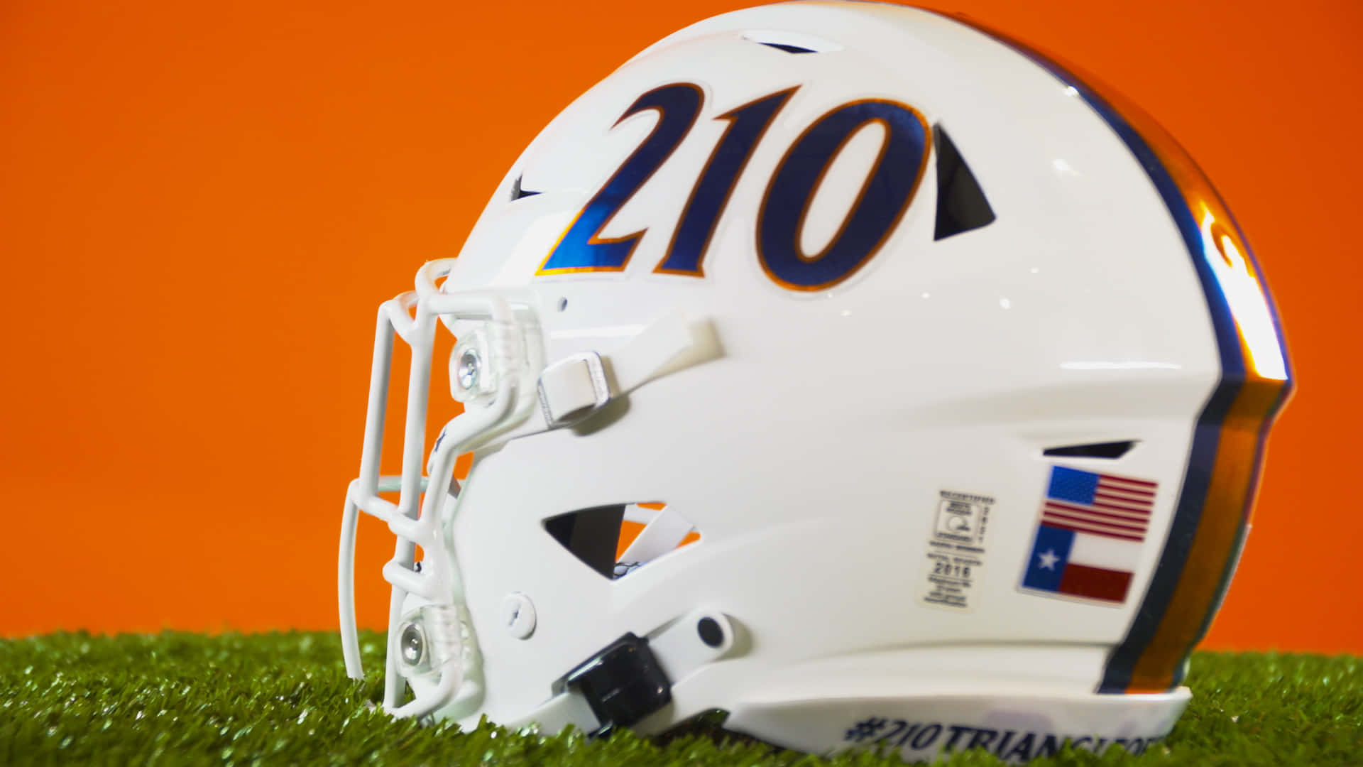 white football helmet, number 210, green turf, Full HD Desktop Wallpaper