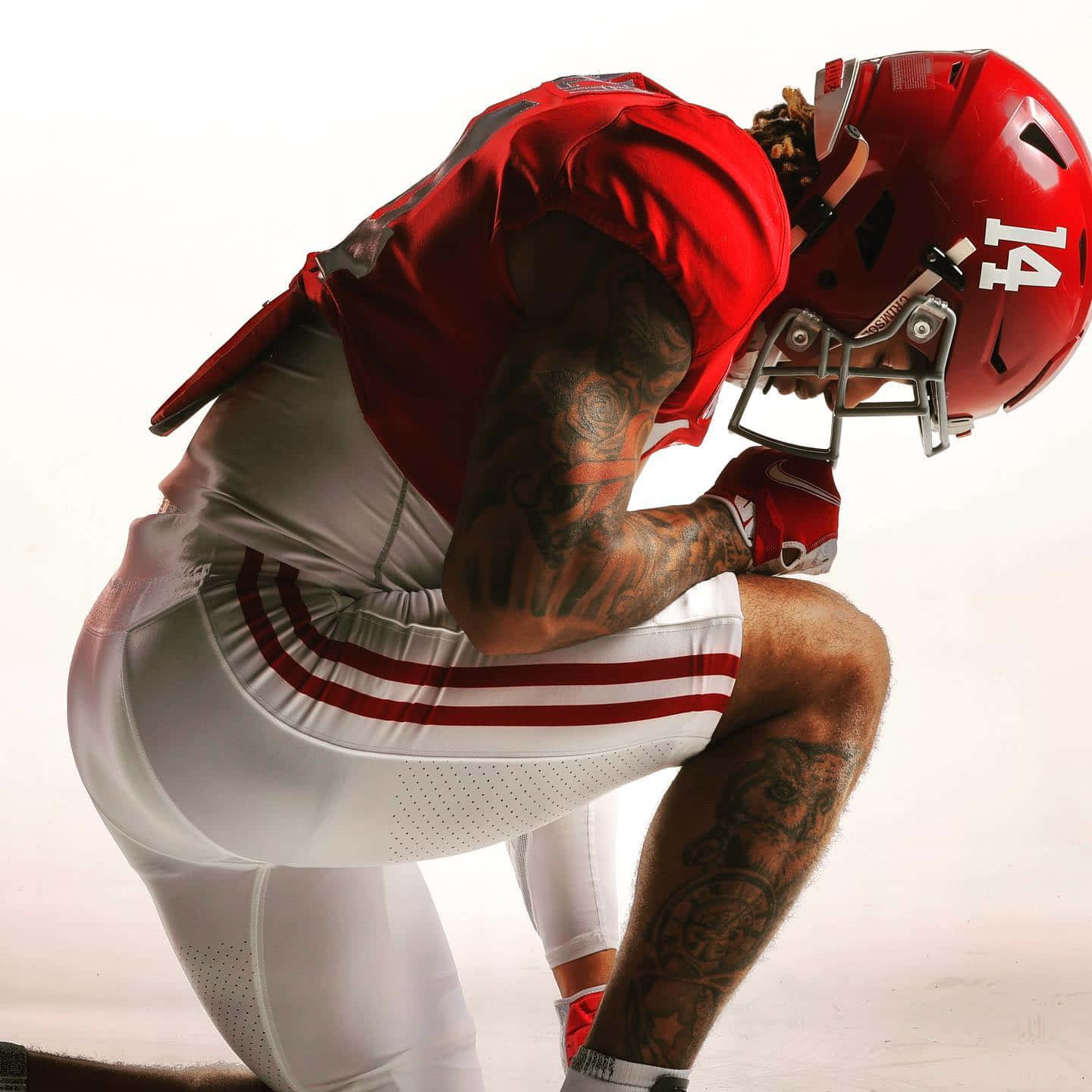 football player, red and white uniform, helmet, HD Desktop Wallpaper