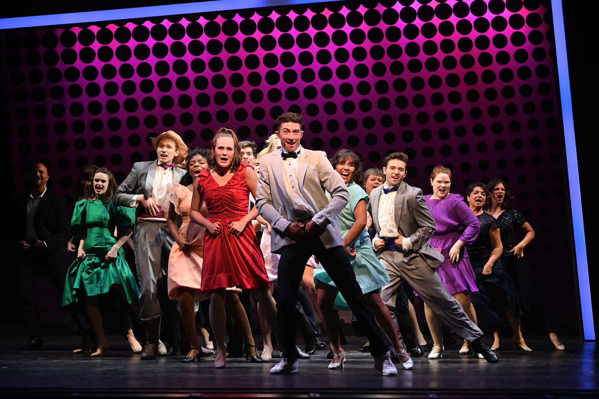Footloose, musical performance stage, 1950s attire, Full HD Desktop Wallpaper