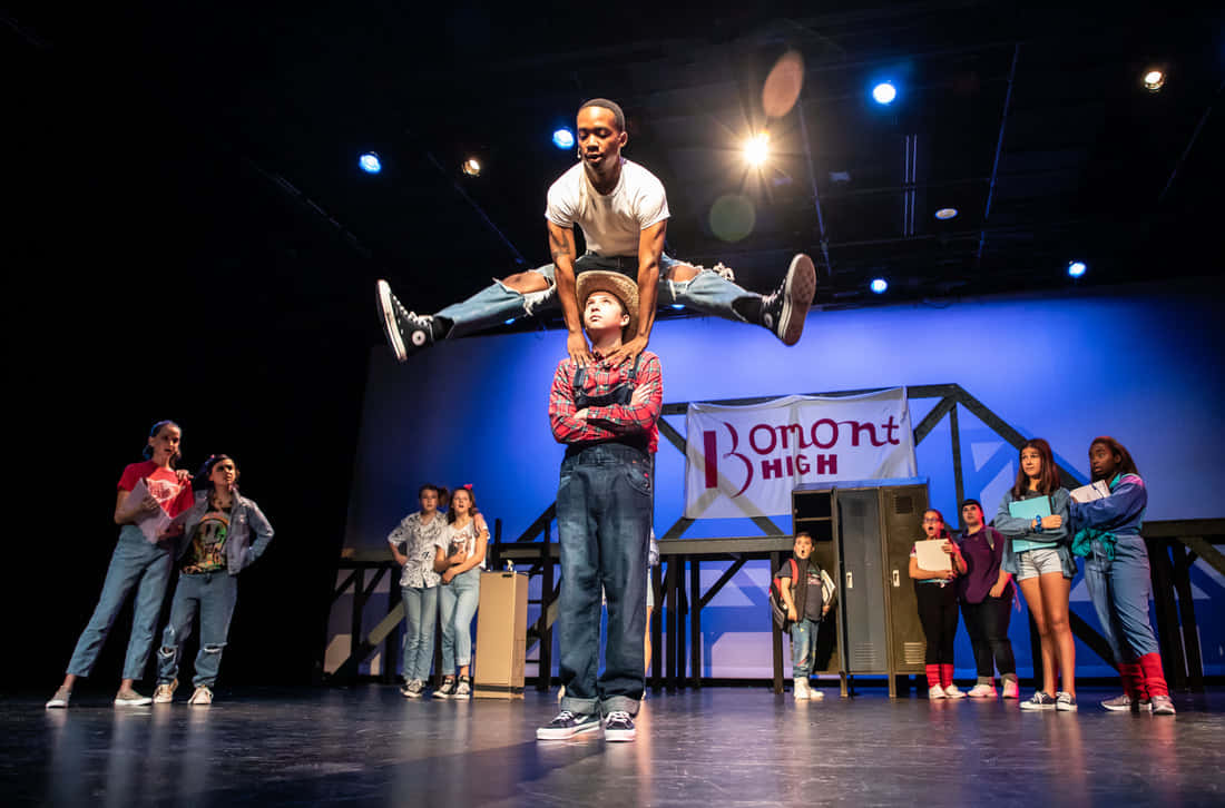 Footloose, stage performance, high school, SD Desktop Wallpaper