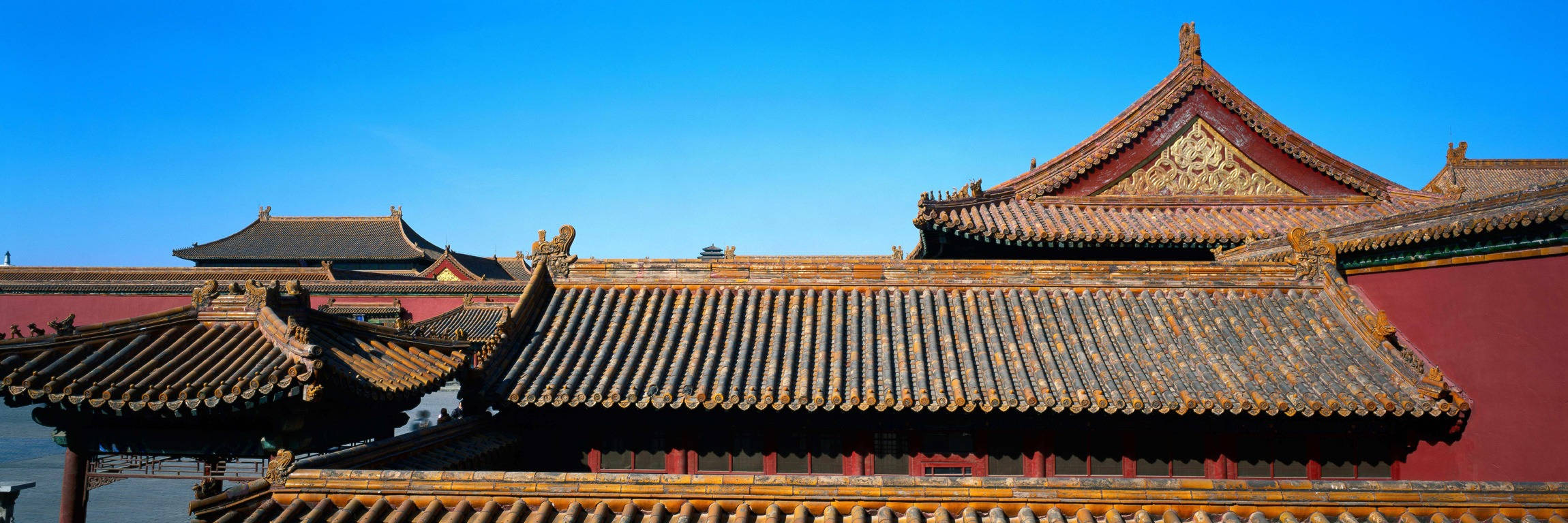 Forbidden City, traditional Chinese roofs, golden trim, Full HD Desktop Wallpaper
