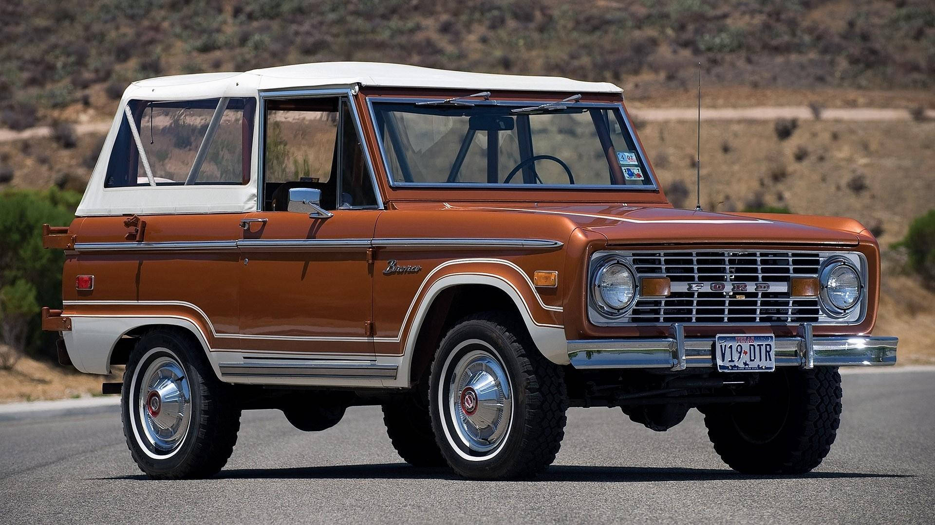 Ford Bronco, metallic orange paint, orange and white, Full HD Desktop Wallpaper