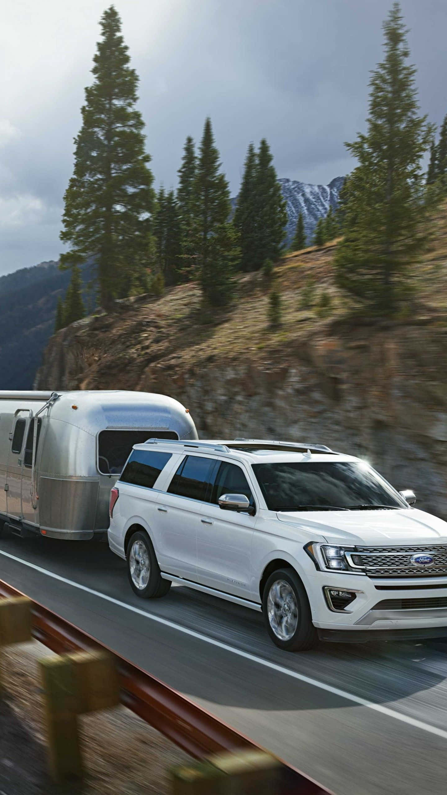 Ford Expedition, white SUV, silver Airstream trailer, 2K Phone Wallpaper