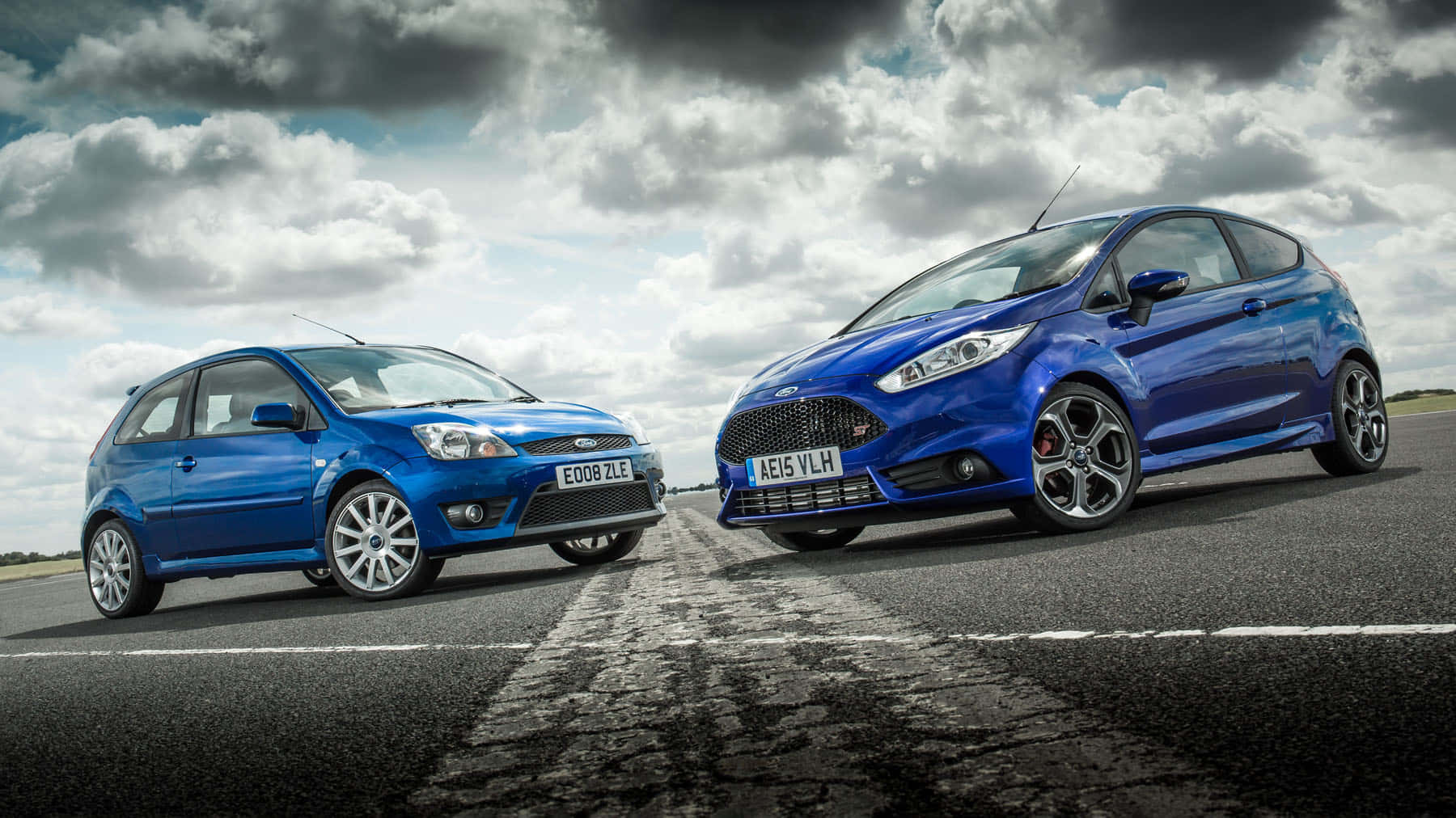 Ford Fiesta, blue, wet asphalt road, HD Desktop Wallpaper
