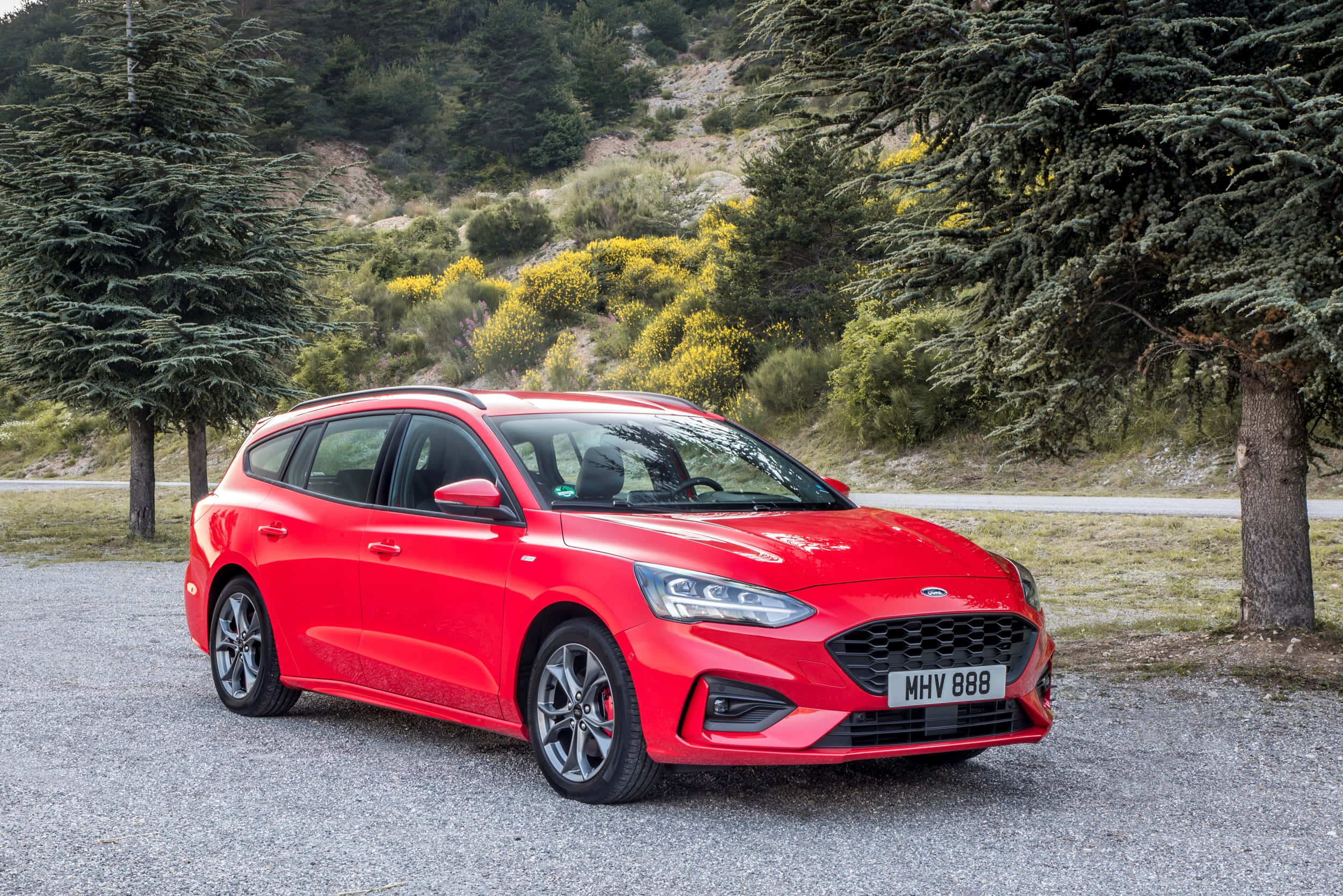 Ford Focus, estate, vibrant red, Full HD Desktop Wallpaper