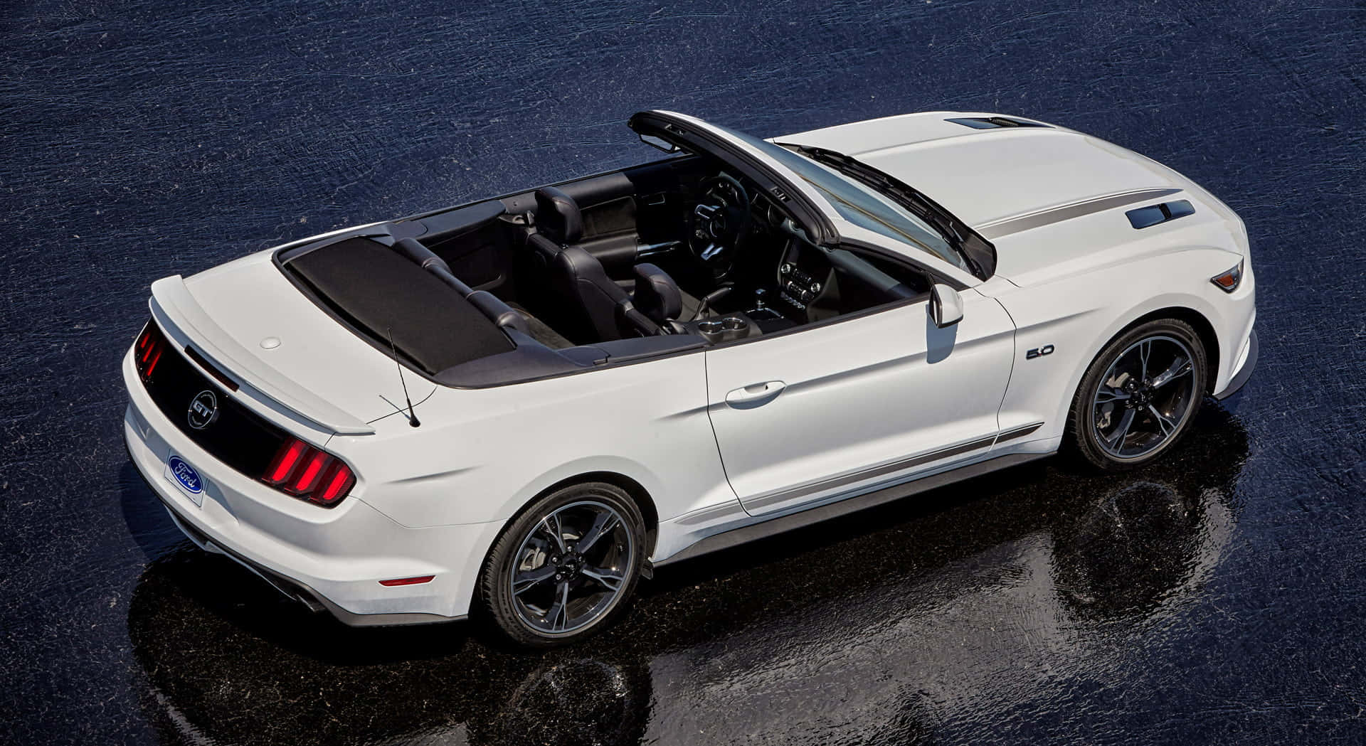 Ford Mustang GT Convertible, white, black accents, Full HD Desktop Wallpaper