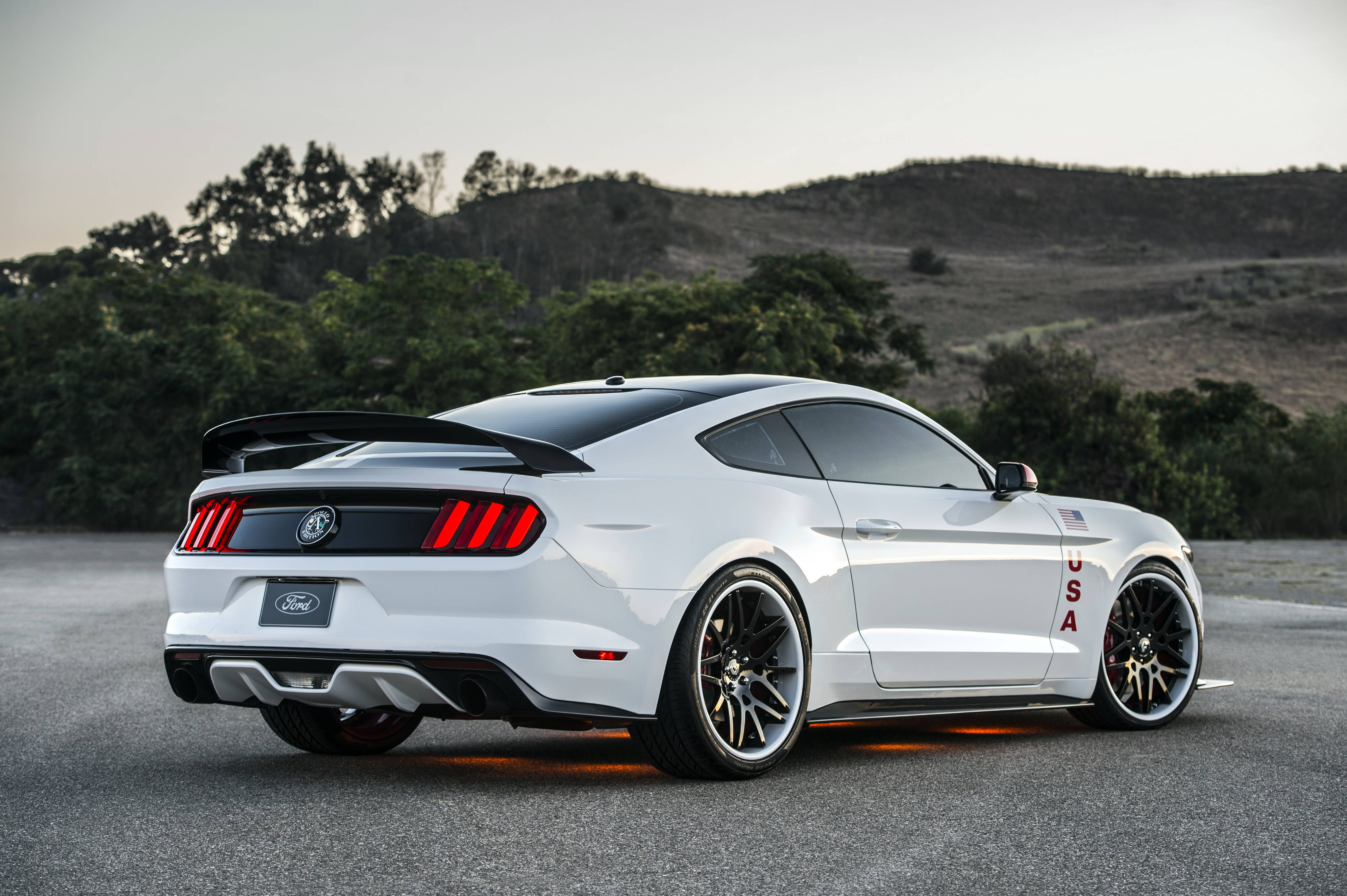 Ford Mustang, white, red taillights, 4K Desktop Wallpaper