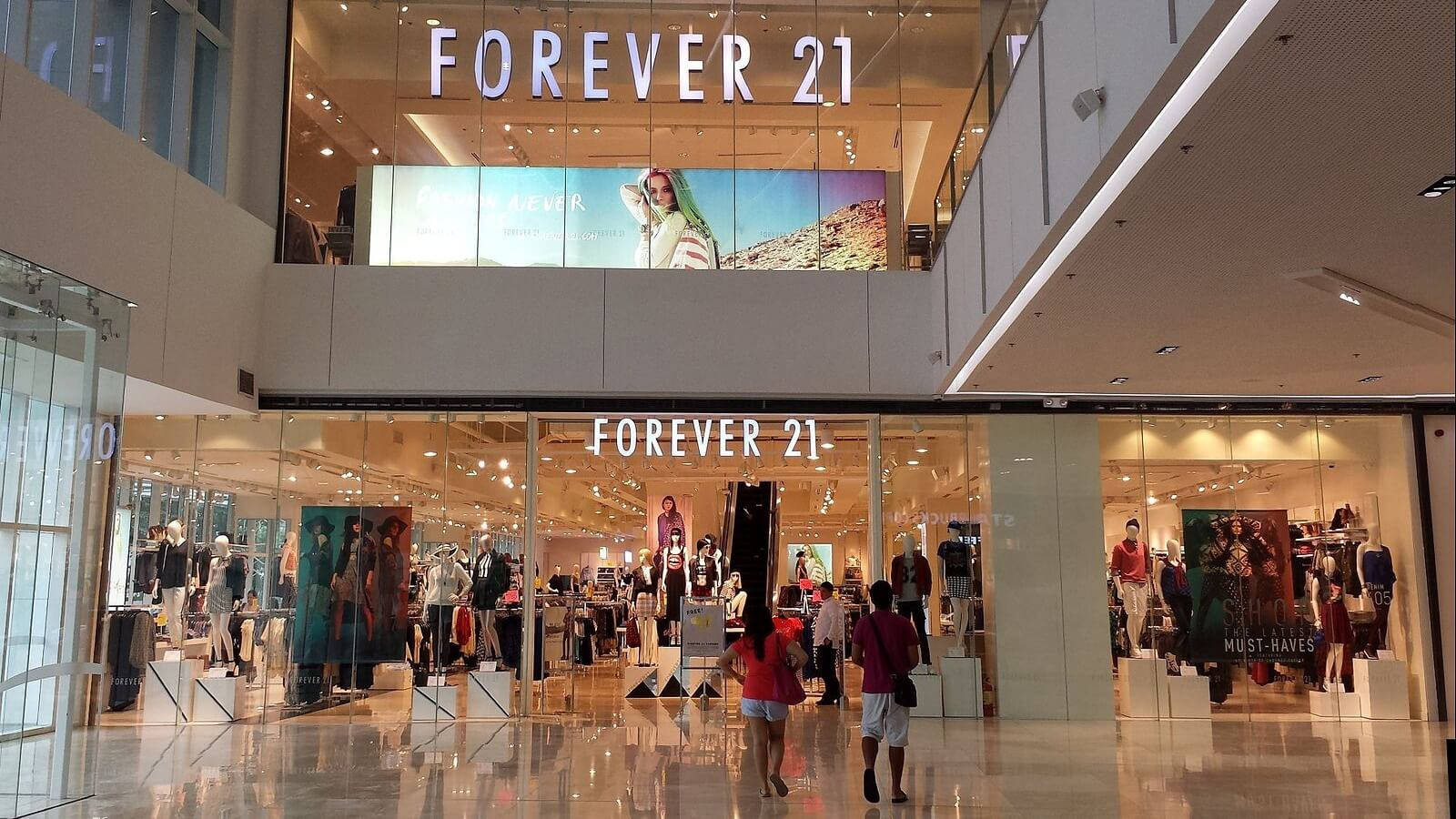 Forever 21, modern mall, reflective floors, HD Desktop Wallpaper