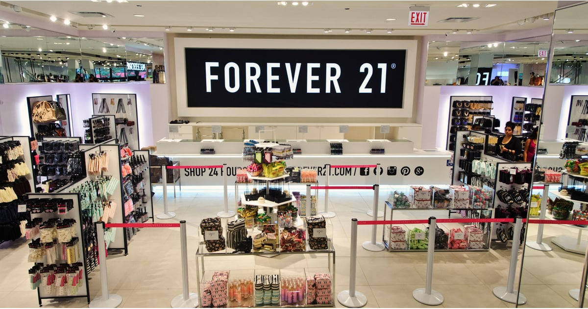Forever 21, retail store interior, racks of clothing accessories, SD Desktop Wallpaper