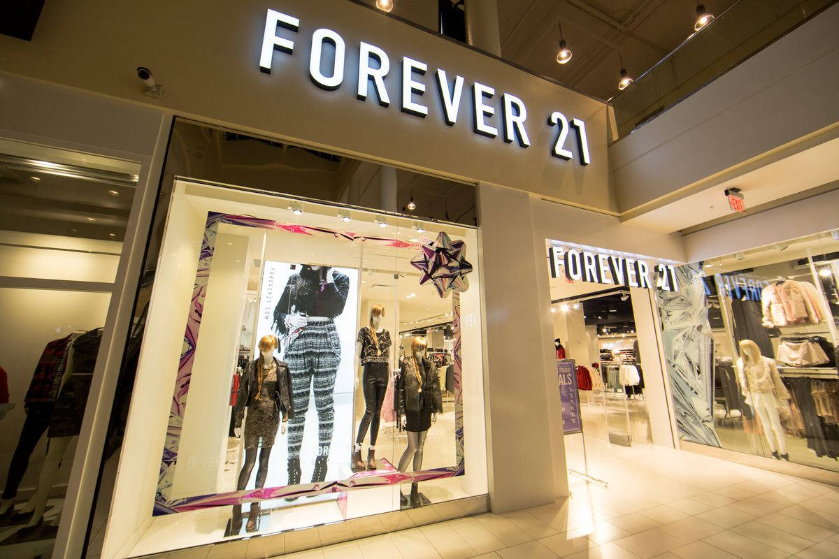 Forever 21, store front, mannequins, SD Desktop Wallpaper