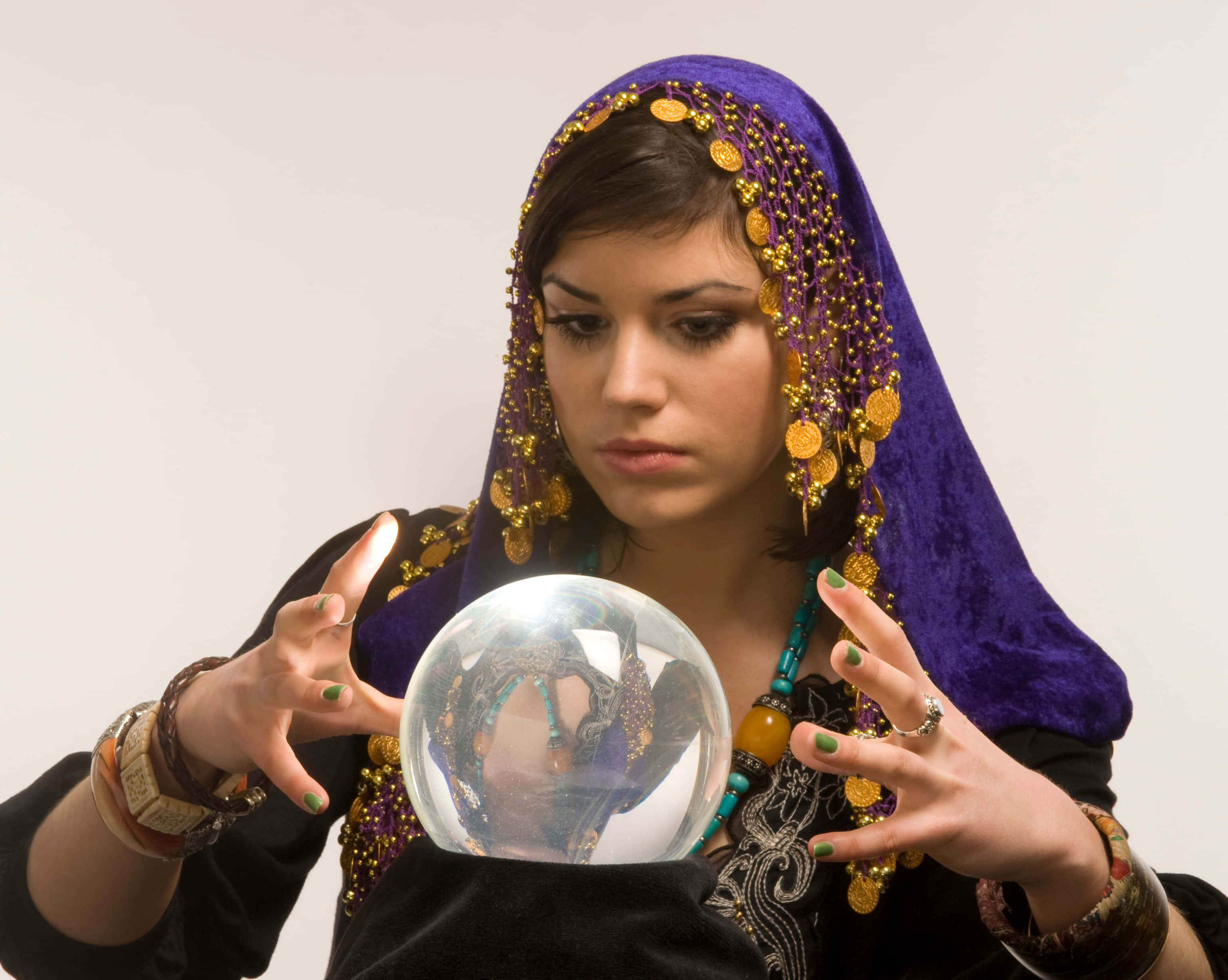 Fortune Teller, crystal ball, purple and gold attire, 2K Desktop Wallpaper