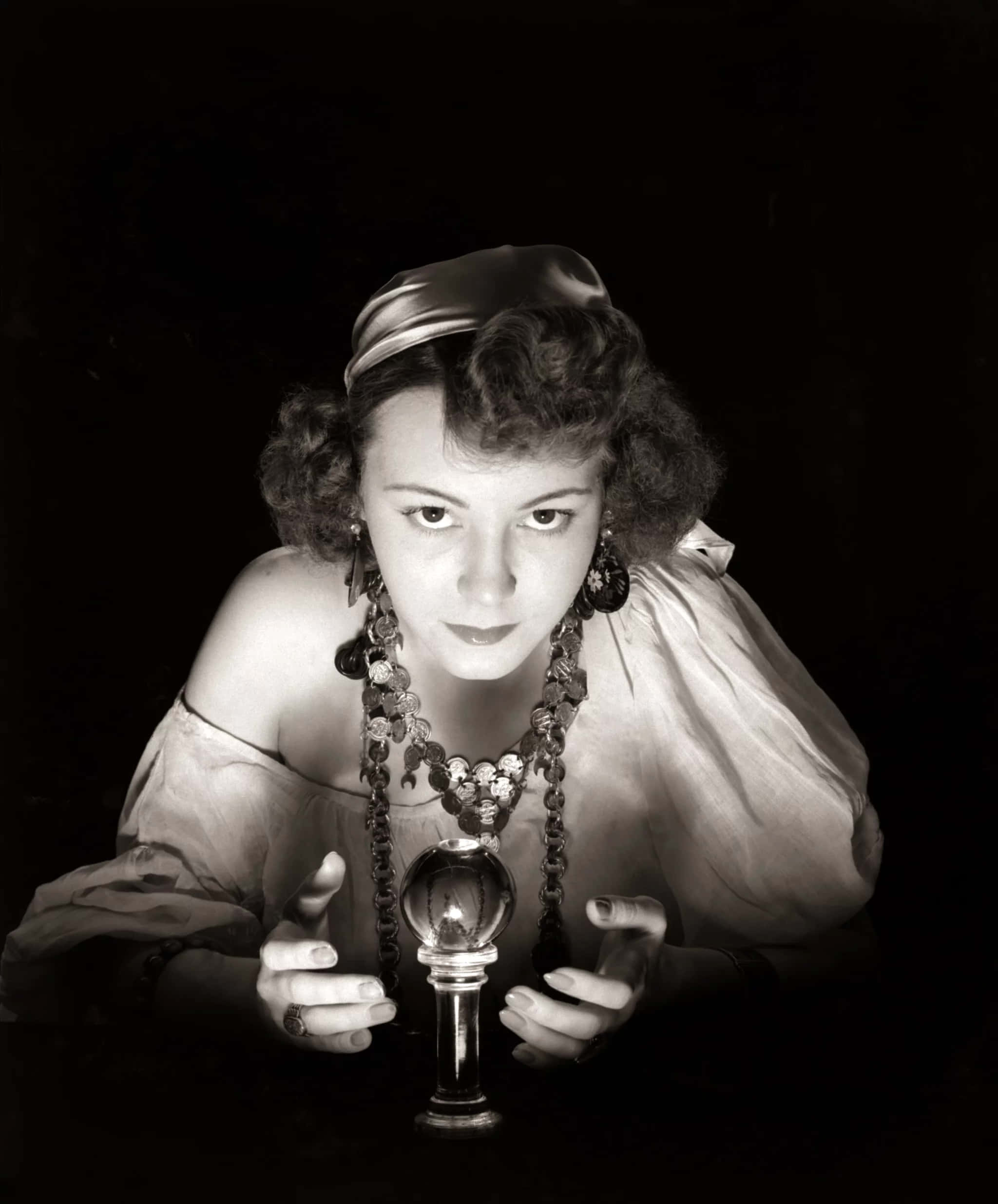 Fortune Teller, crystal ball, vintage black and white portrait, Full HD Phone Wallpaper