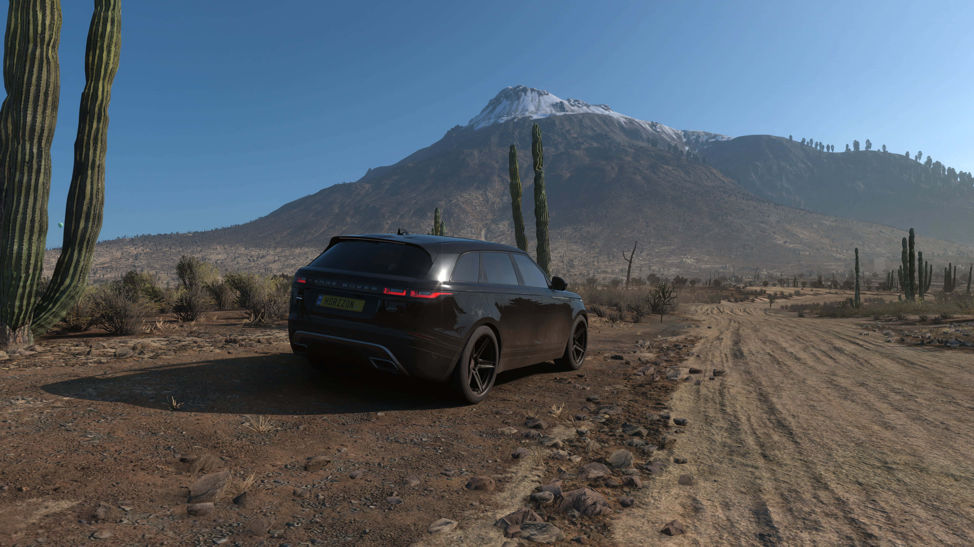 Forza Horizon 5 4K, black SUV, dusty desert road, 4K Desktop Wallpaper