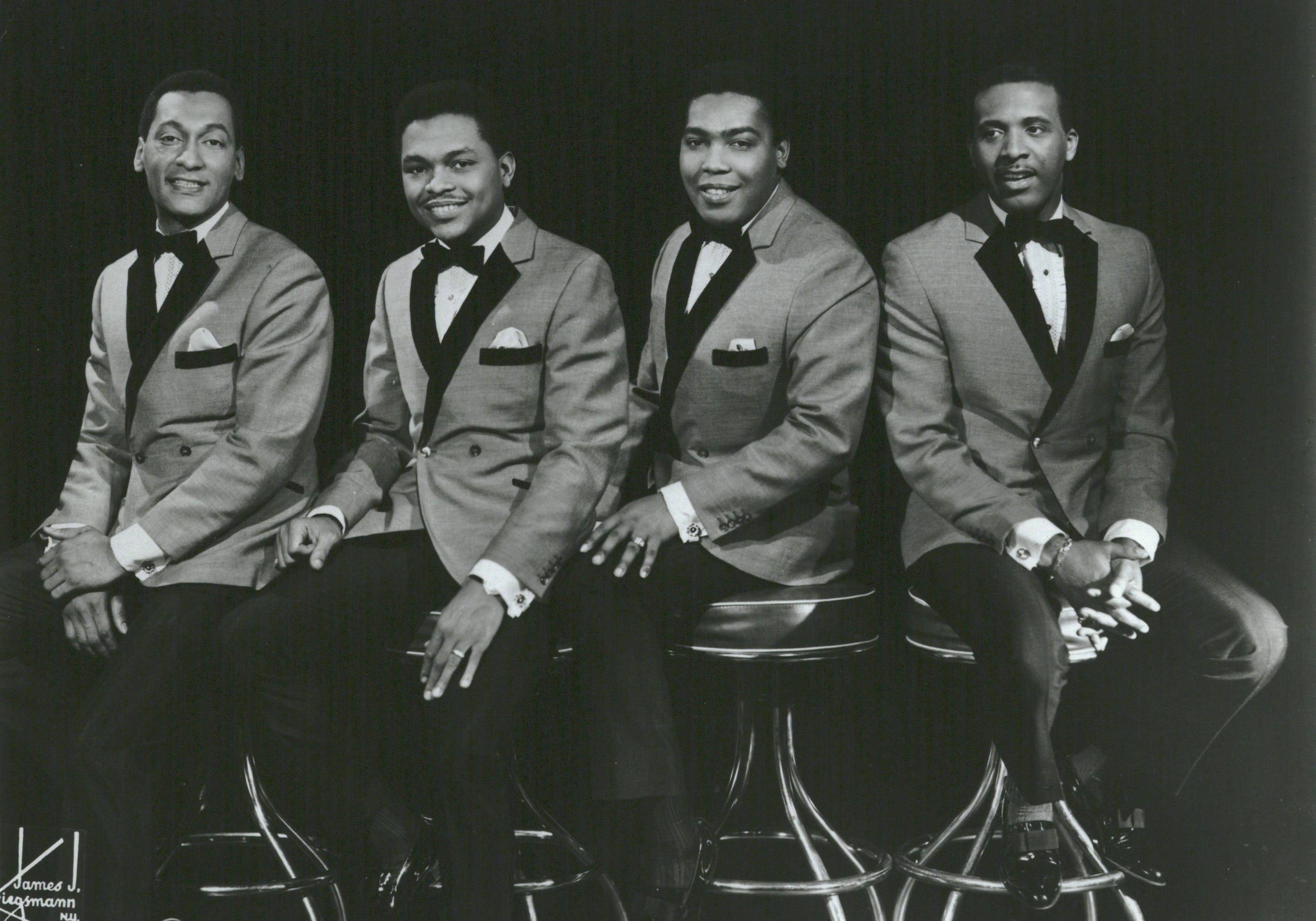 Four Tops, 1964, gray tuxedos, 2K Desktop Wallpaper