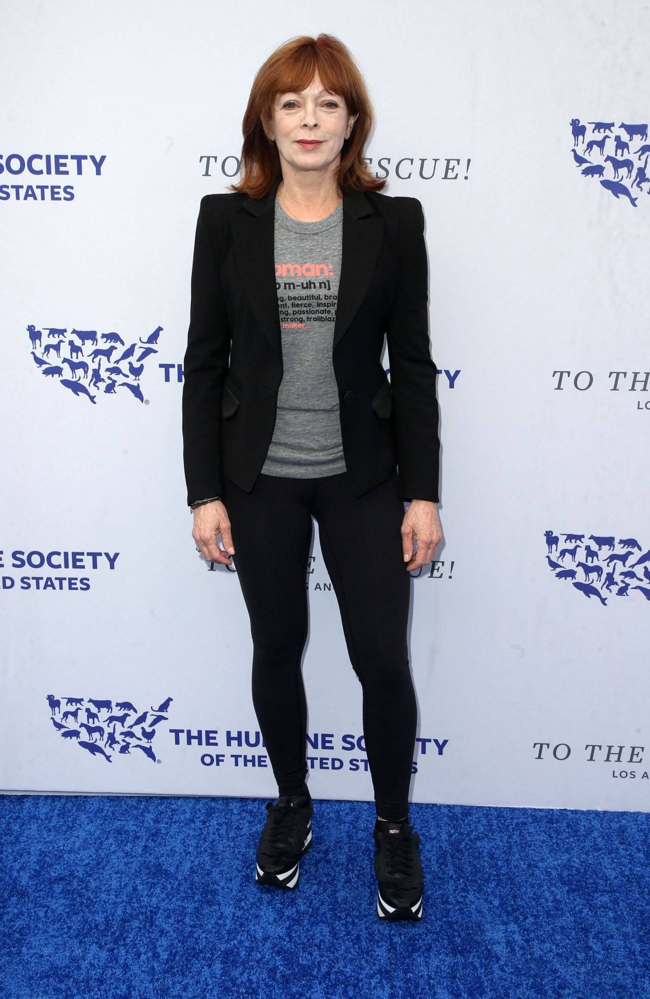 Frances Fisher, blue carpet, red hair, Full HD Phone Wallpaper