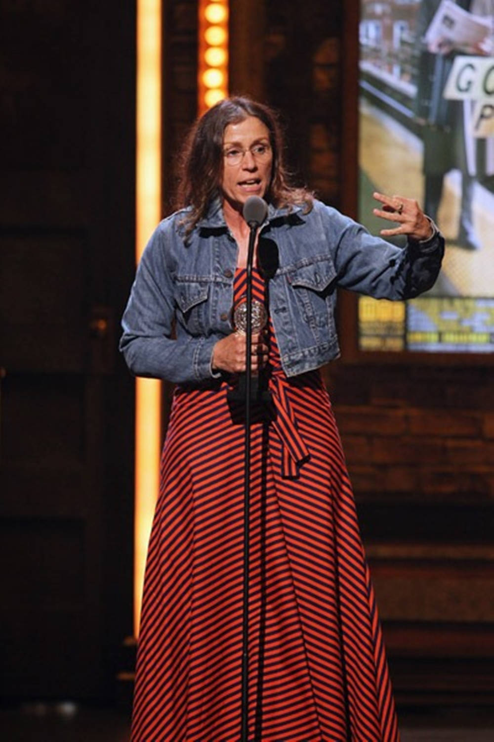 Frances McDormand, Best Actress Tony Awards 2011, denim jacket, HD Phone Wallpaper