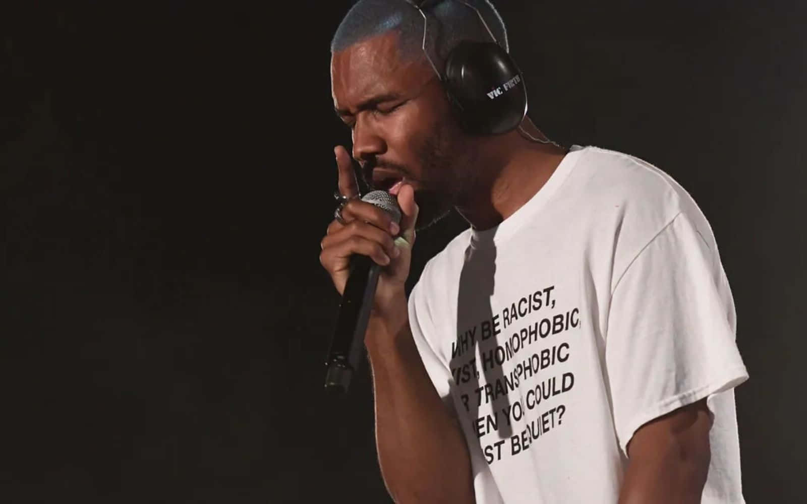 Frank Ocean, laptop, blue-tinted hair, HD Desktop Wallpaper