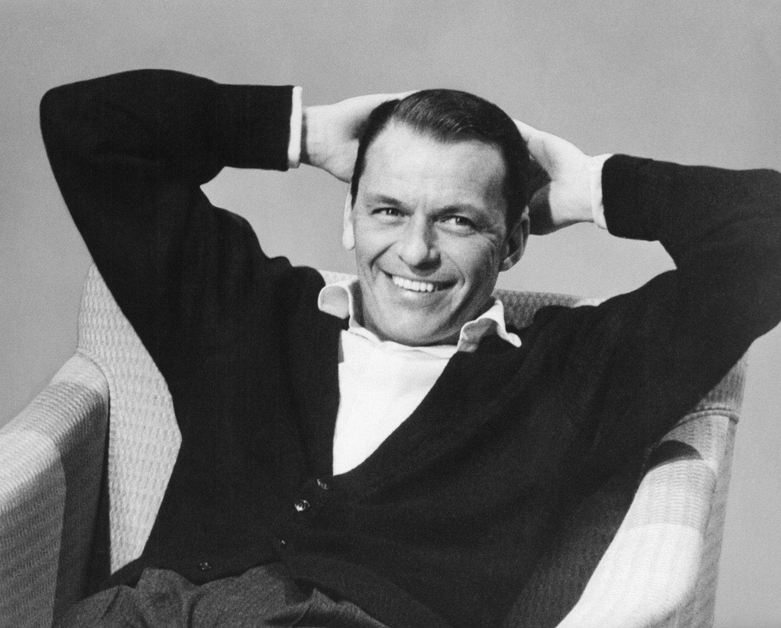 Frank Sinatra, cardigan, black and white studio portrait, HD Desktop Wallpaper