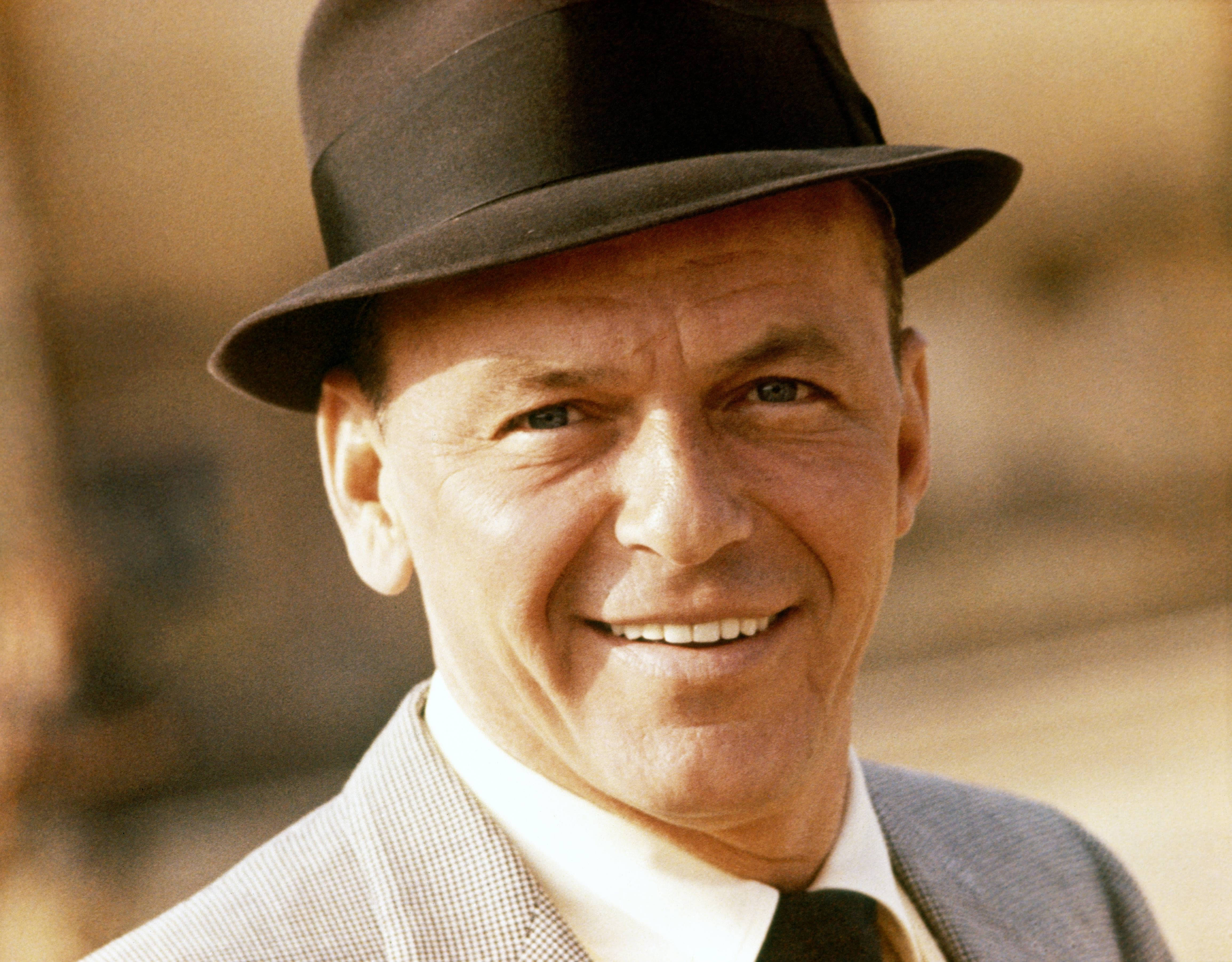 Frank Sinatra, black fedora, suit jacket, 4K Desktop Wallpaper