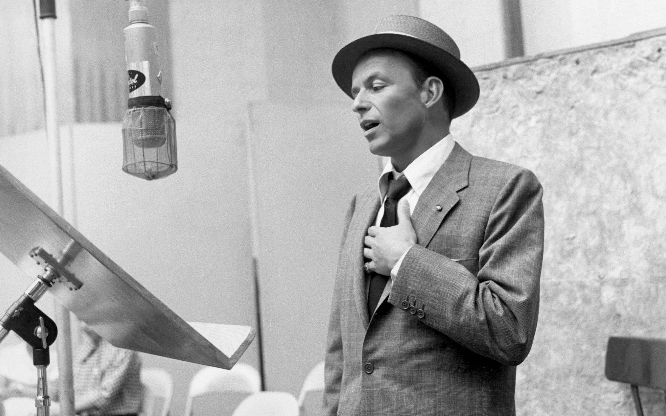 Frank Sinatra, suit, fedora, 2K Desktop Wallpaper